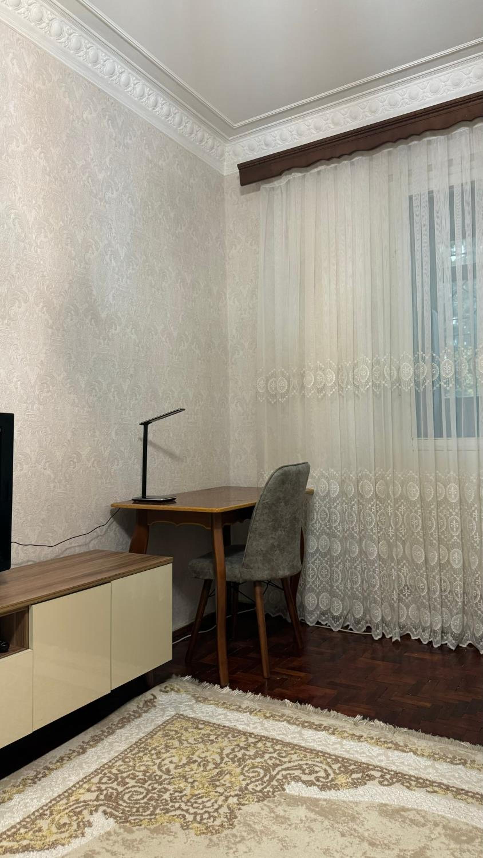 Sweet Apartament near Metro Cop 29