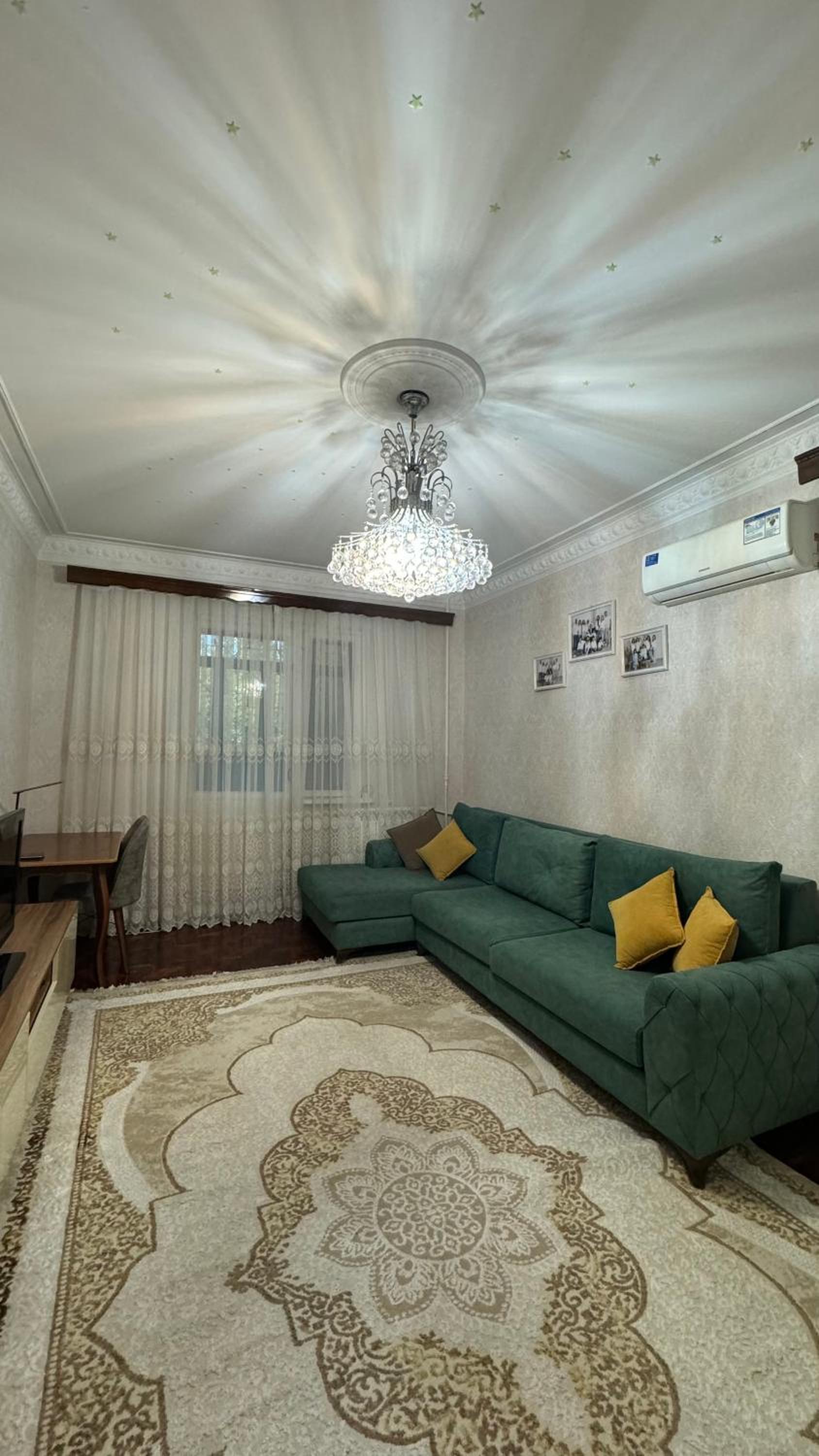 Sweet Apartament near Metro Cop 29