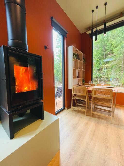 Freyja Summer Forest Retreat Cabin with Private Outdoor Tub and Lakeside Views view 3