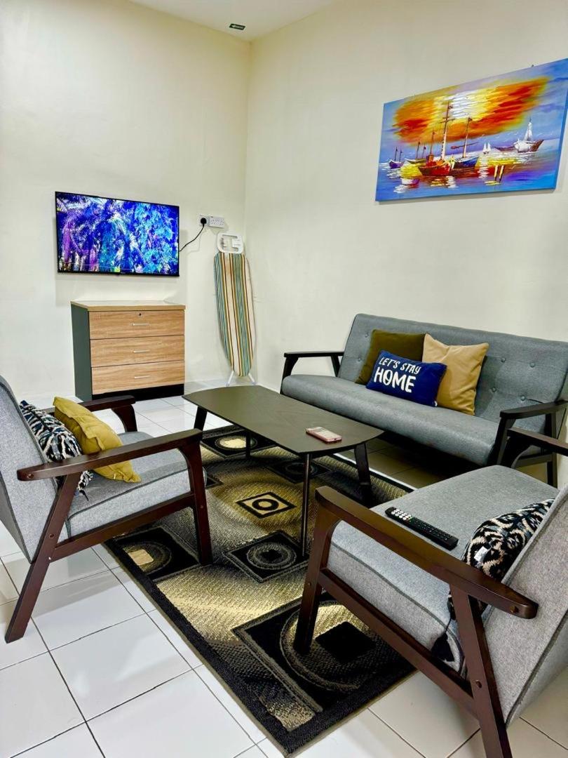 B-08 Suhana HomeStay Sipitang photo 1