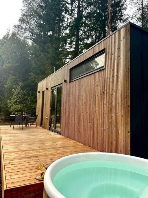 Freyja Summer Forest Retreat Cabin with Private Outdoor Tub and Lakeside Views view 4