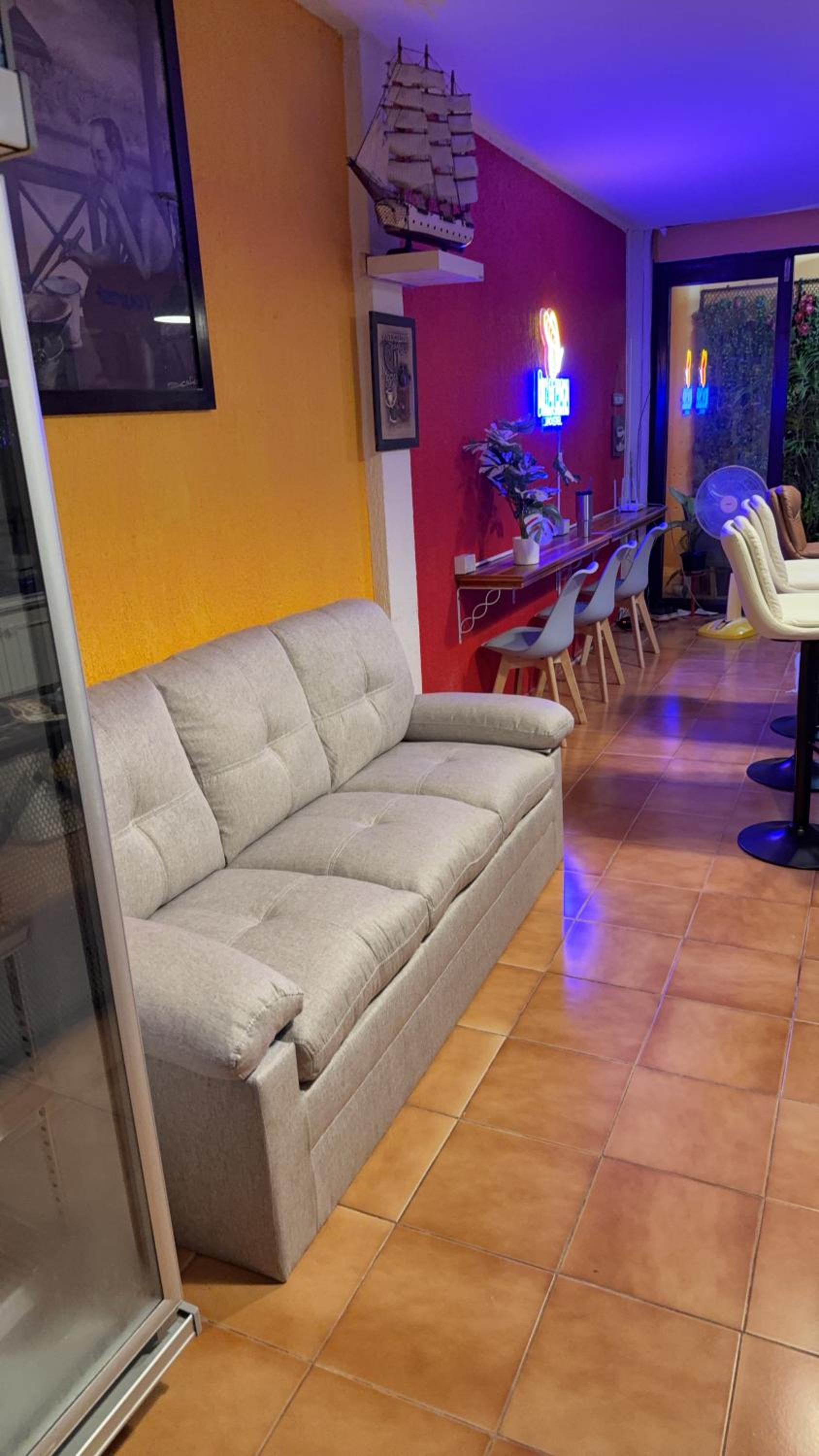 lounge