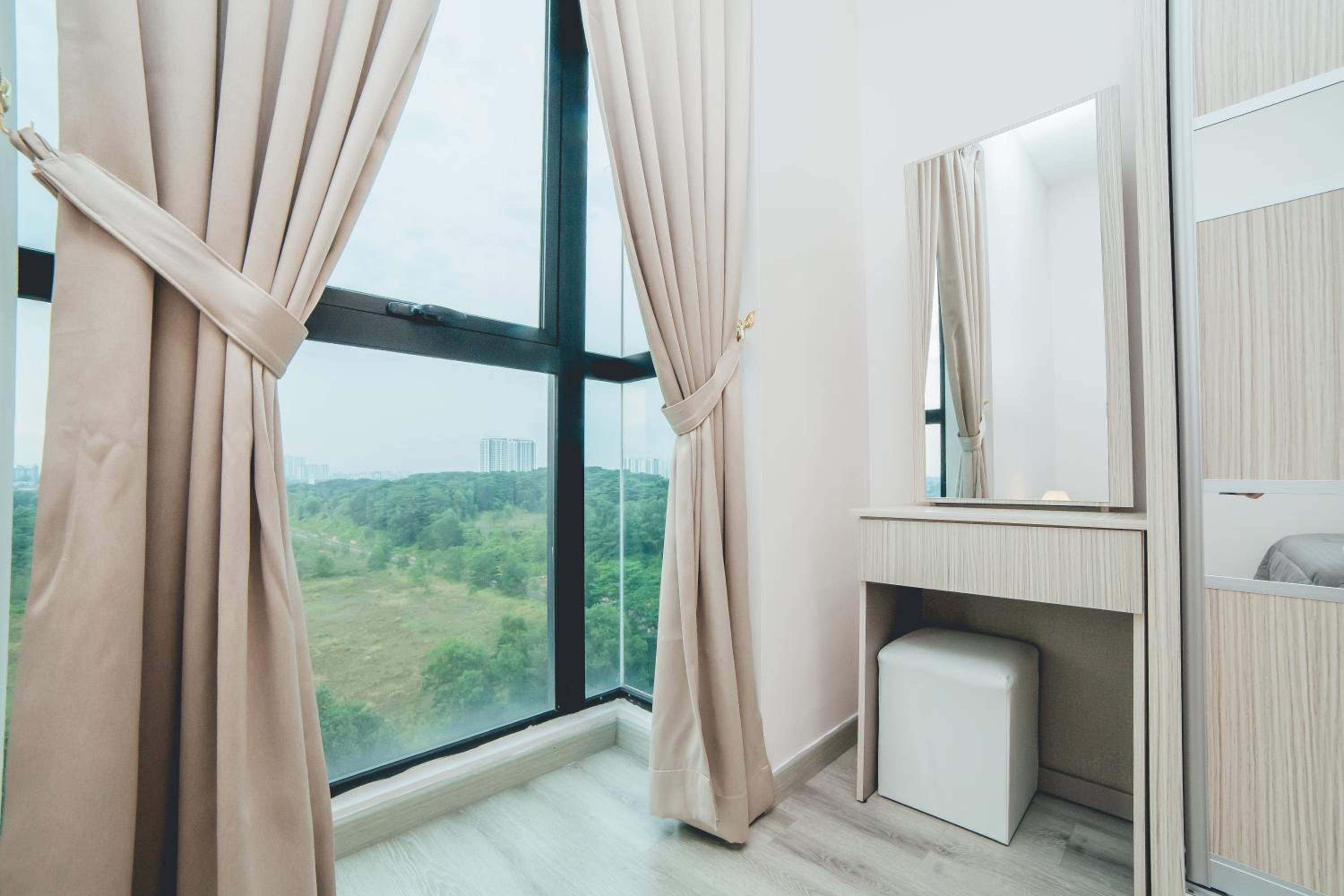 Mosaic Southkey Joy Gateway 3BR8pax nr Midvalley by Our Stay