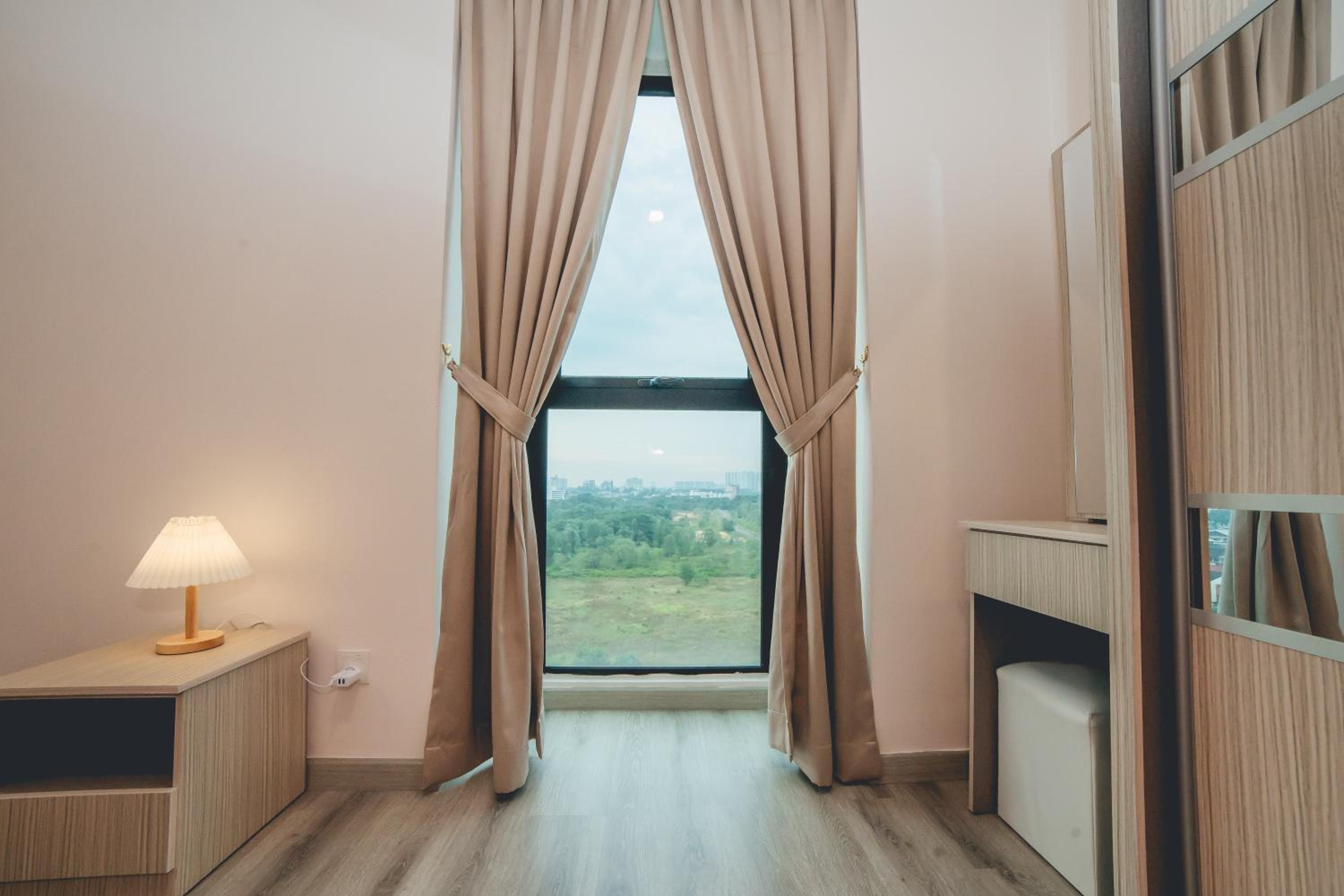 Mosaic Southkey Joy Gateway 3BR8pax nr Midvalley by Our Stay