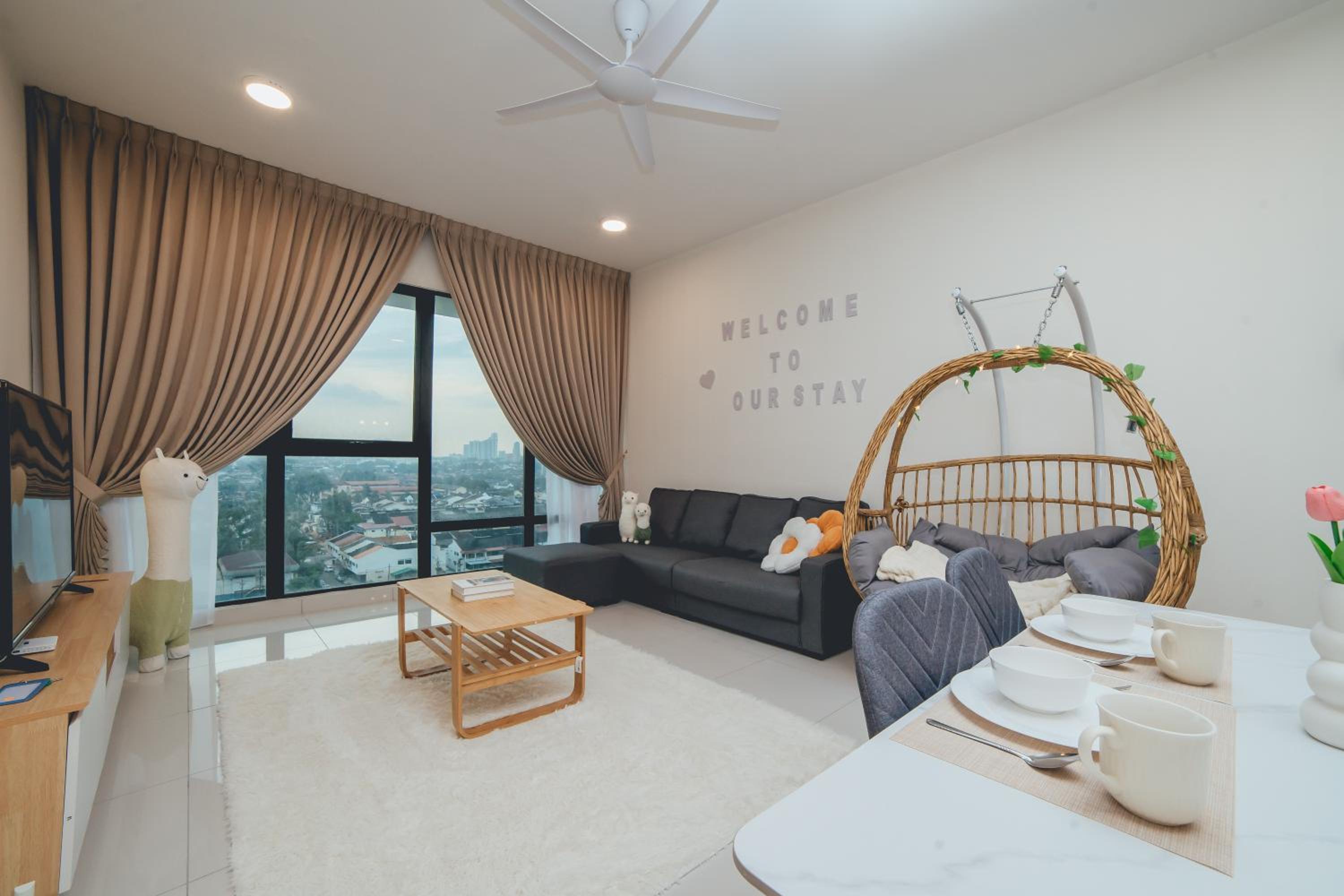Mosaic Southkey Joy Gateway 3BR8pax nr Midvalley by Our Stay