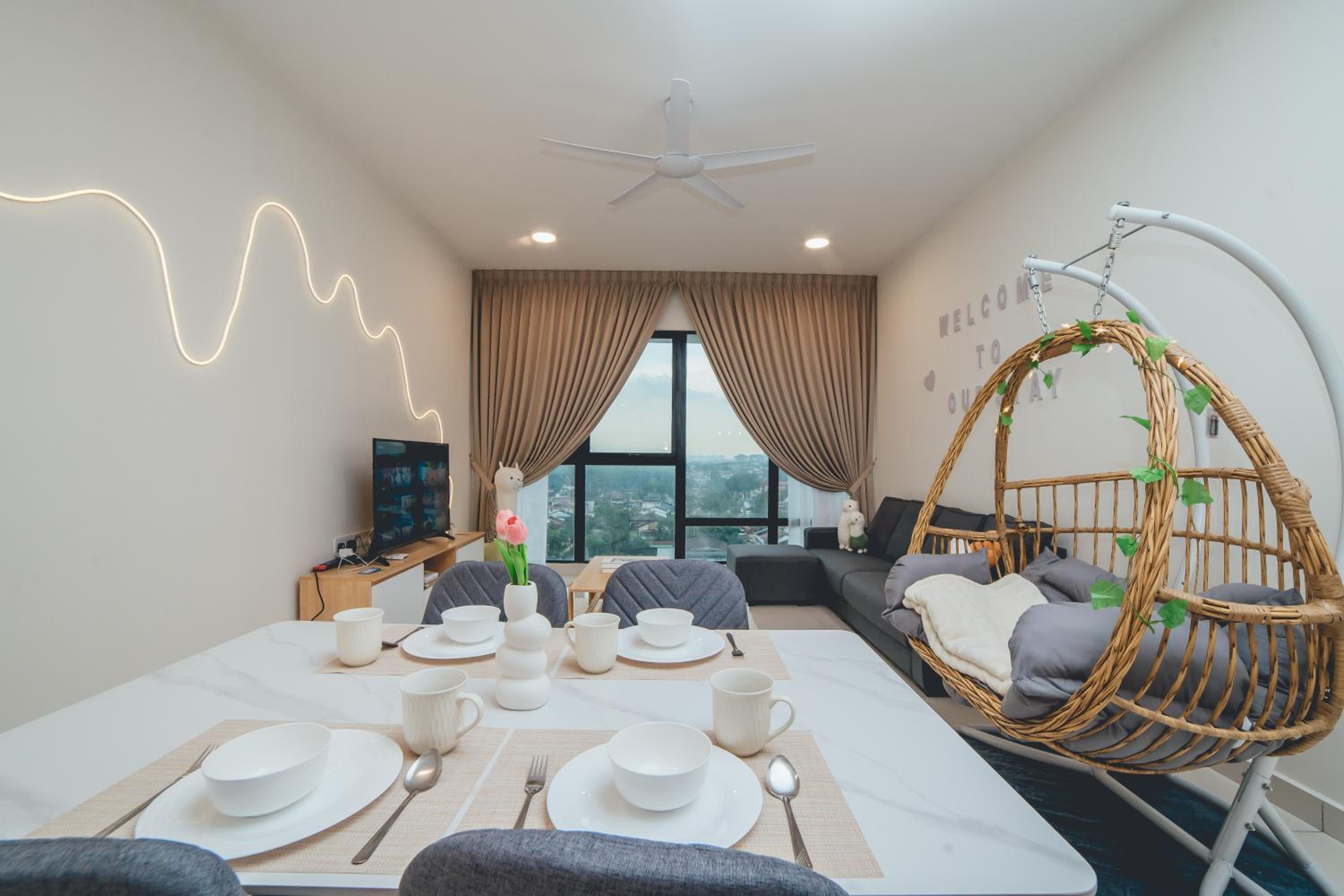 Mosaic Southkey Joy Gateway 3BR8pax nr Midvalley by Our Stay