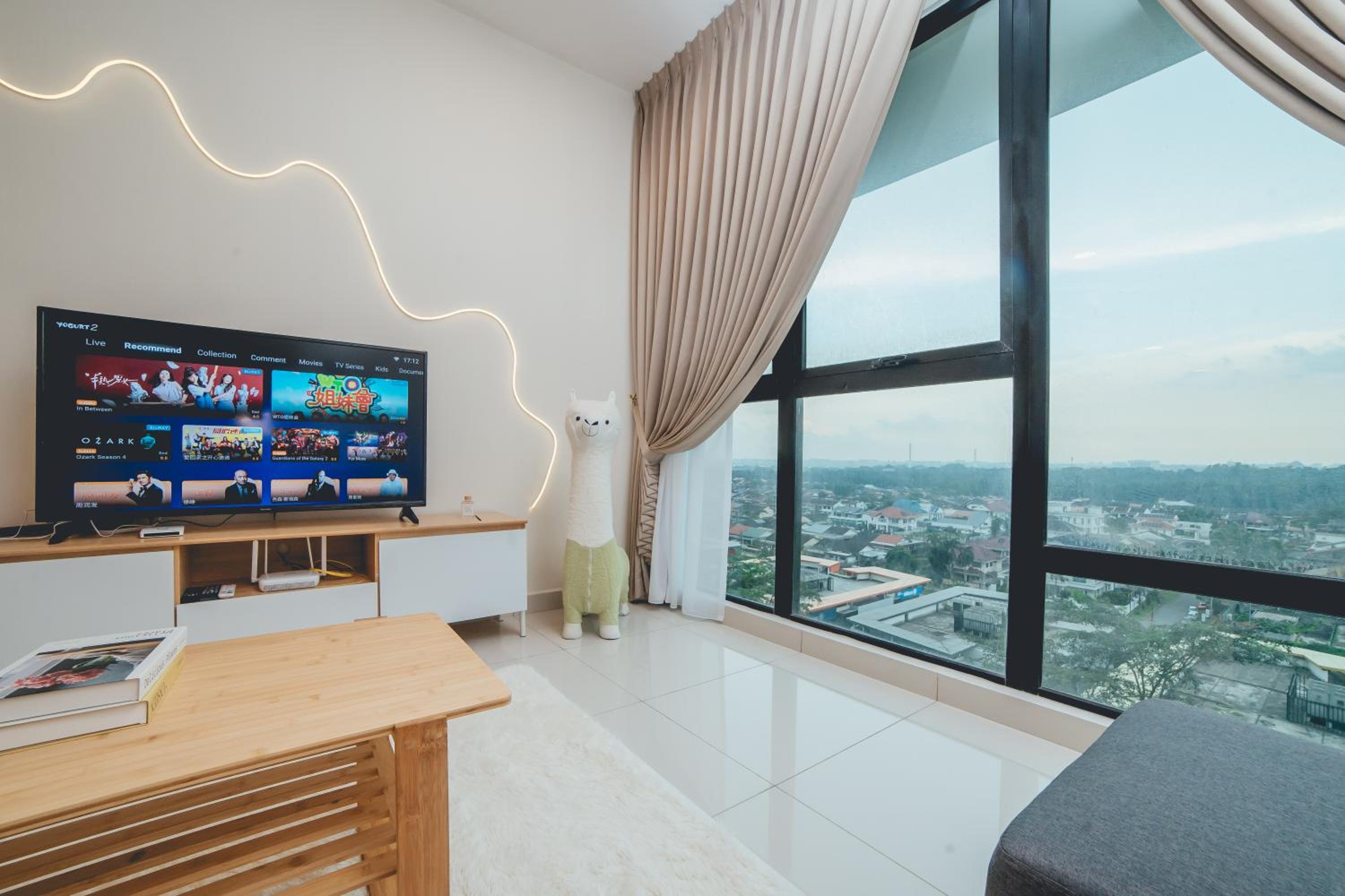 Mosaic Southkey Joy Gateway 3BR8pax nr Midvalley by Our Stay