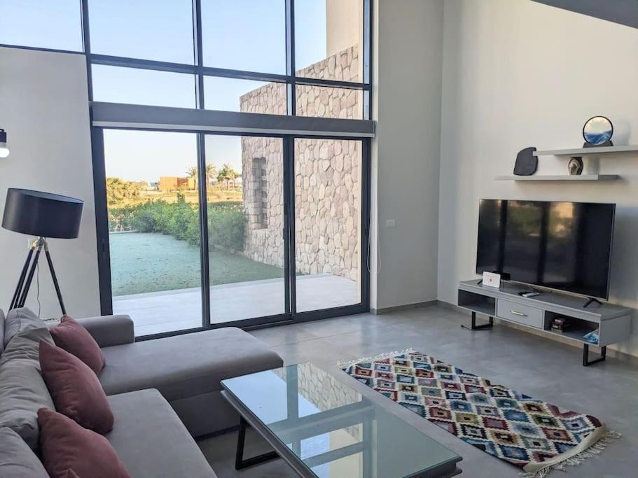 Somabay Seaview 1BR Loft 2 Mins to Beach & Pool view 3