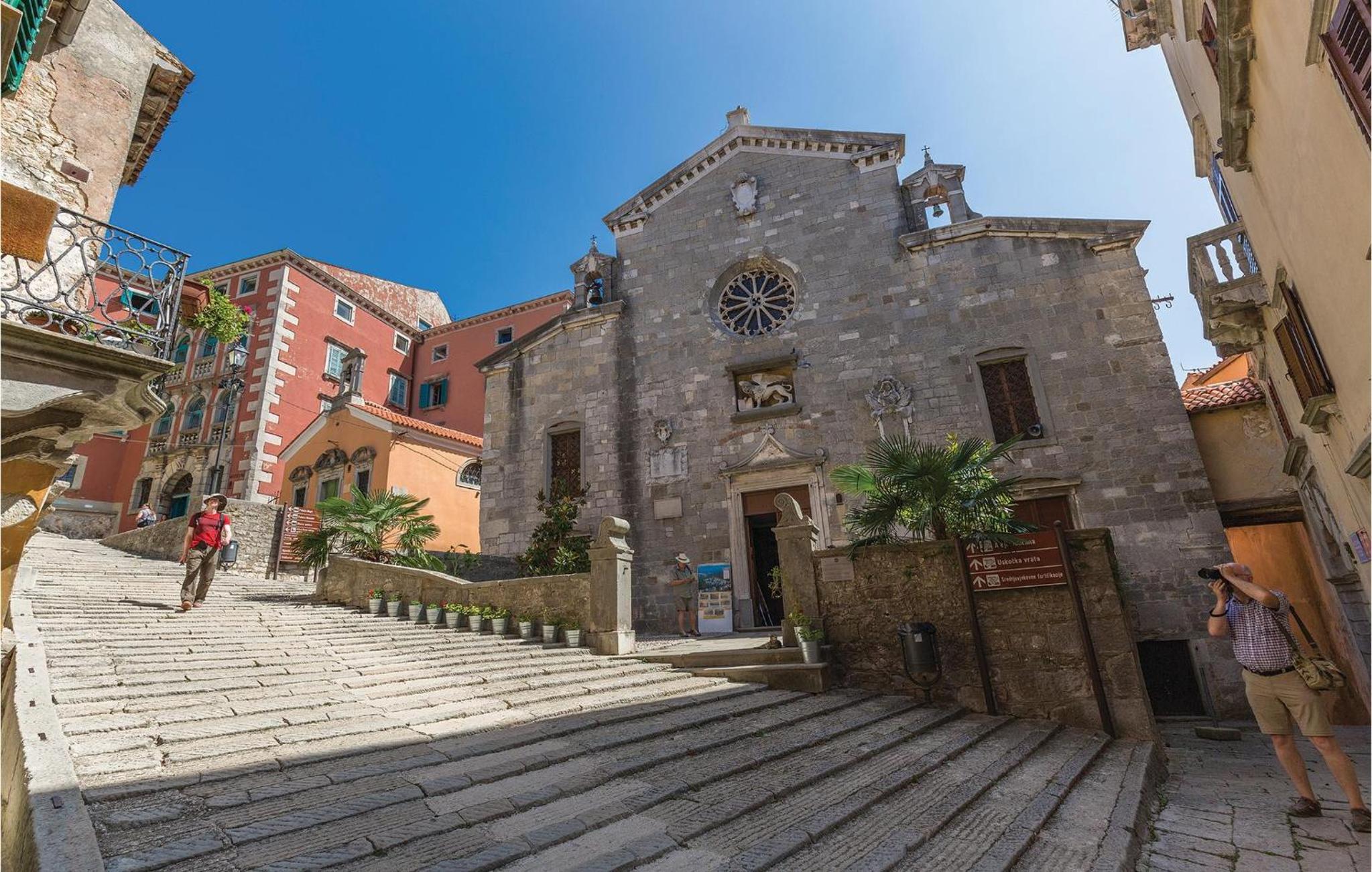 Gorgeous Apartment In Labin With Wifi