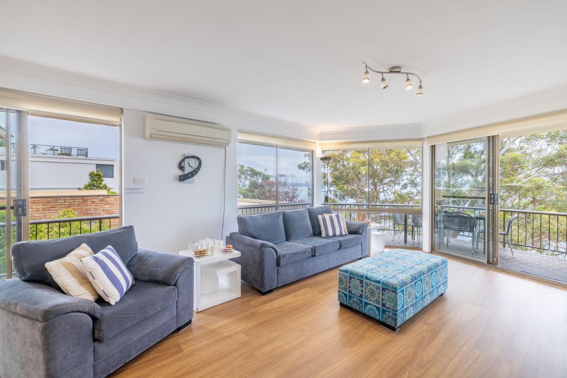 Skyline, 4,12 Thurlow Avenue - Unit with stunning views, air conditioning and Wi-Fi view 3