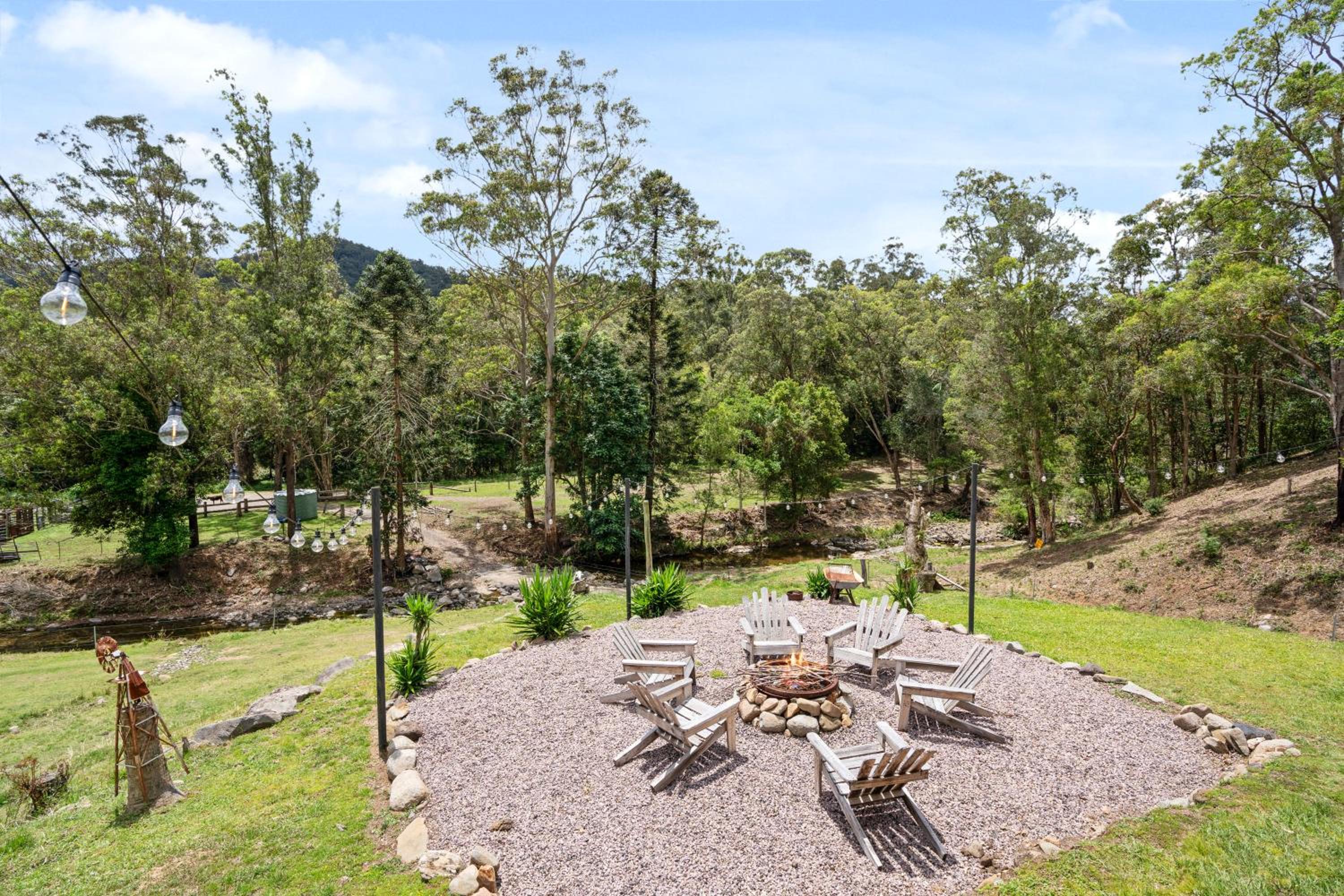 Bellbird Rise Off-Grid Cottage