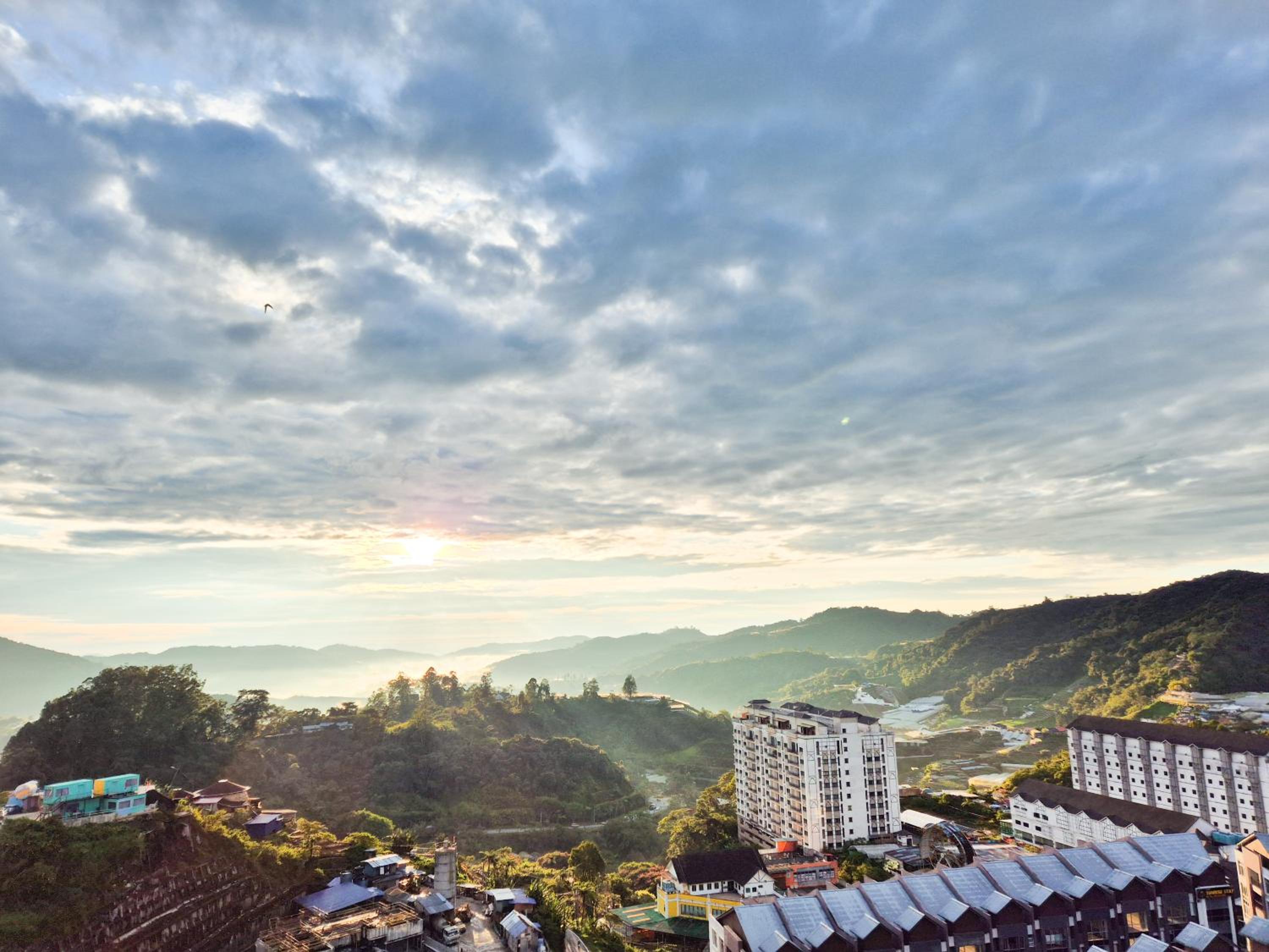 Mossy Forest Family Retreat III, 2-8pax, Sunrise View, Cameron Highlands photo 1