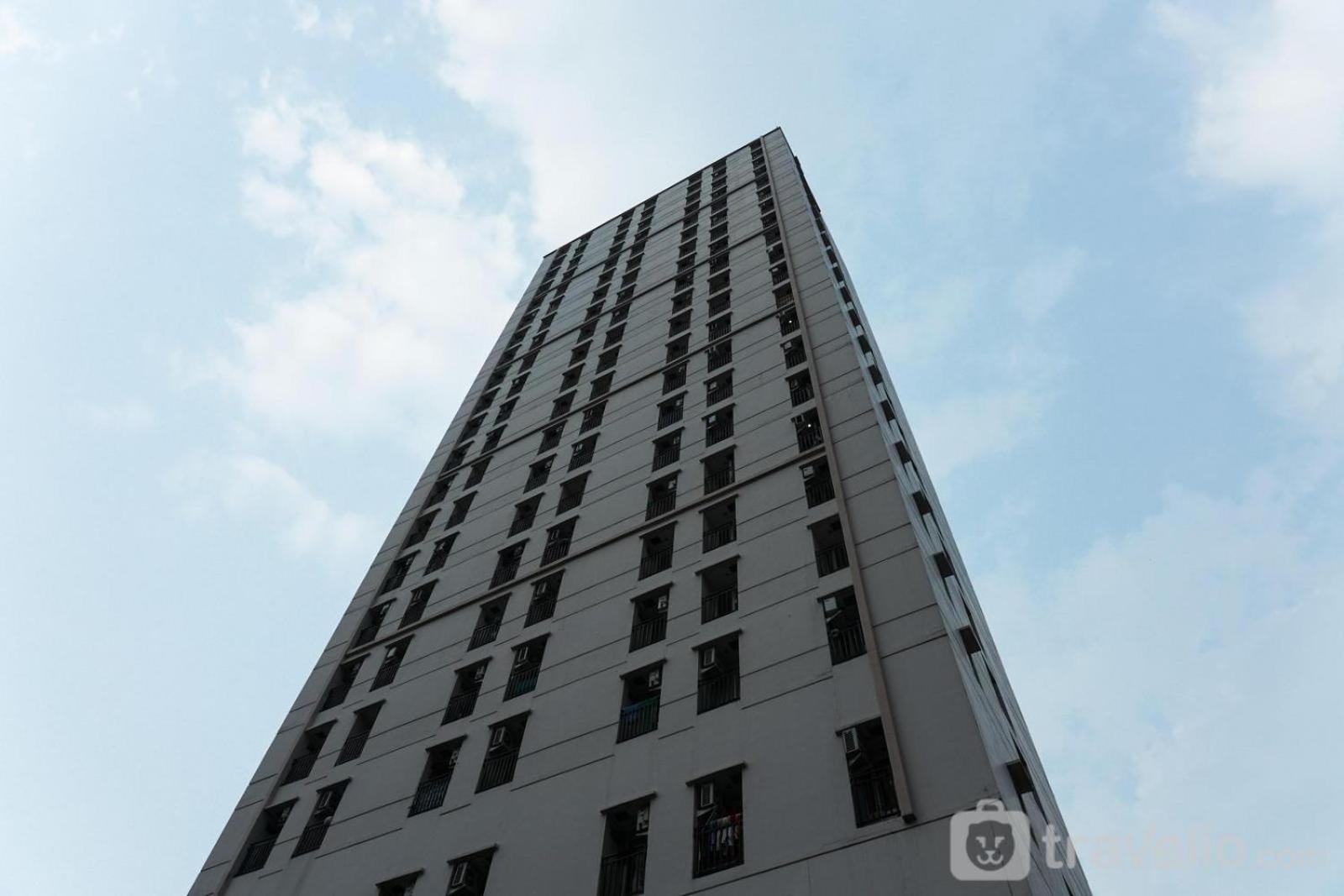 Simply Studio Room Apartment Margonda Residences 5 By Travelio
