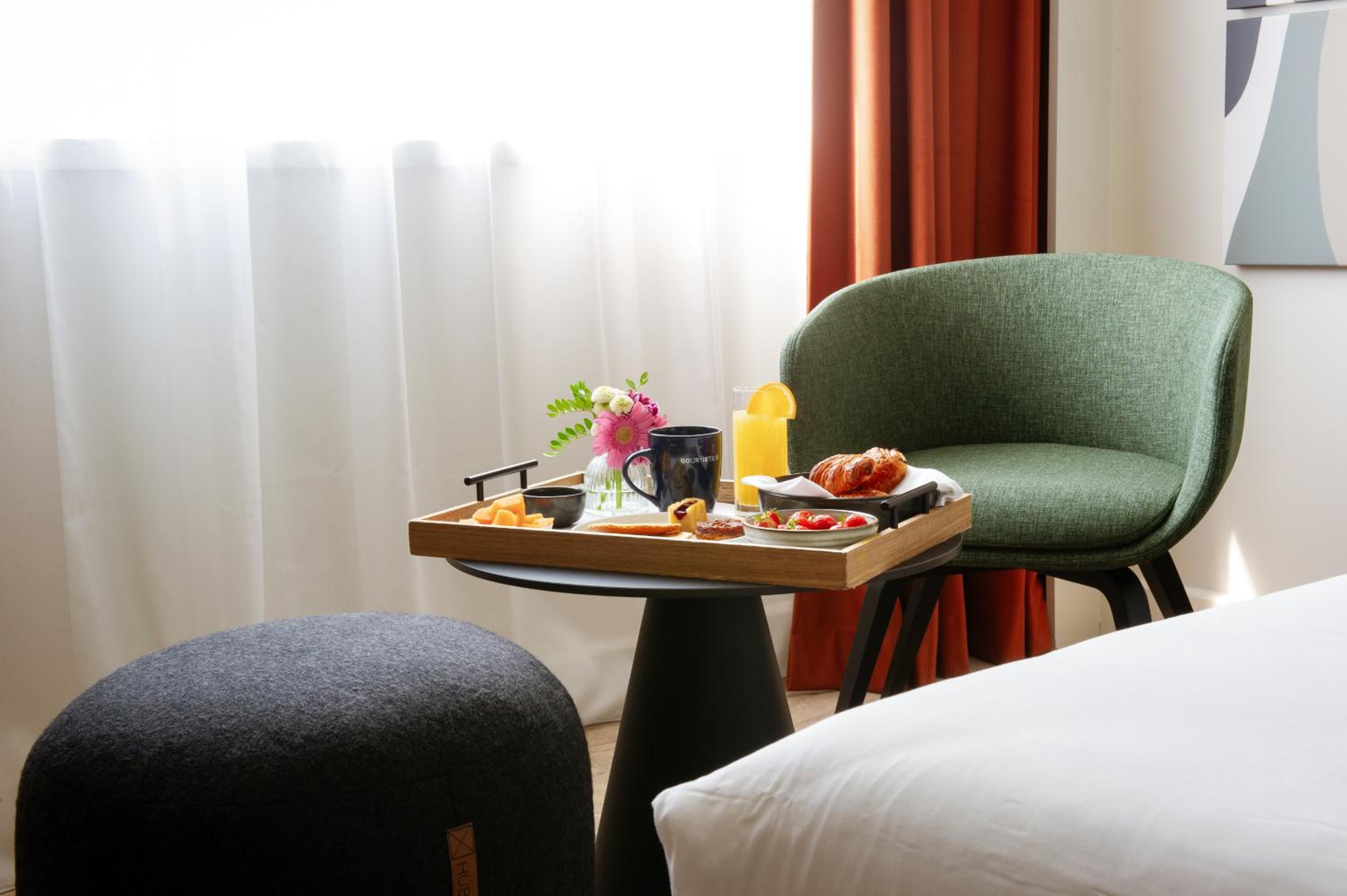 Hotel Novotel Lyon Centre-Confluence Bord de Saone - Image 1