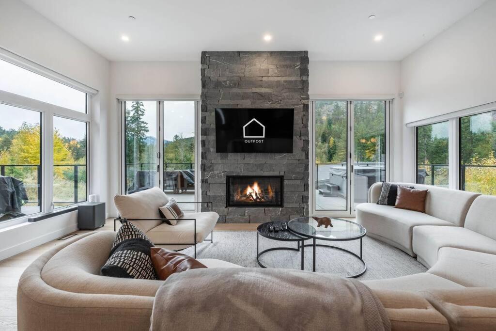Wedge Chalet by Outpost Whistler