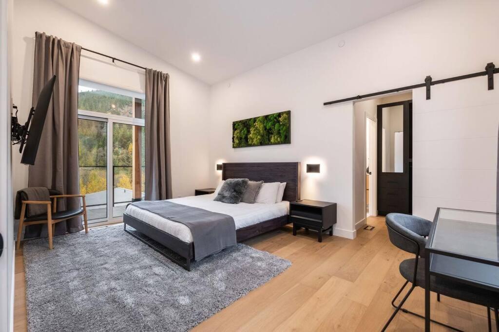 Wedge Chalet by Outpost Whistler