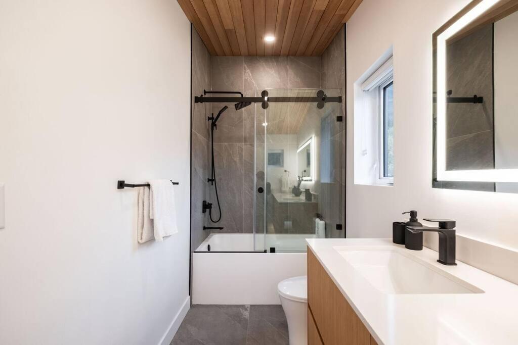 Wedge Chalet by Outpost Whistler