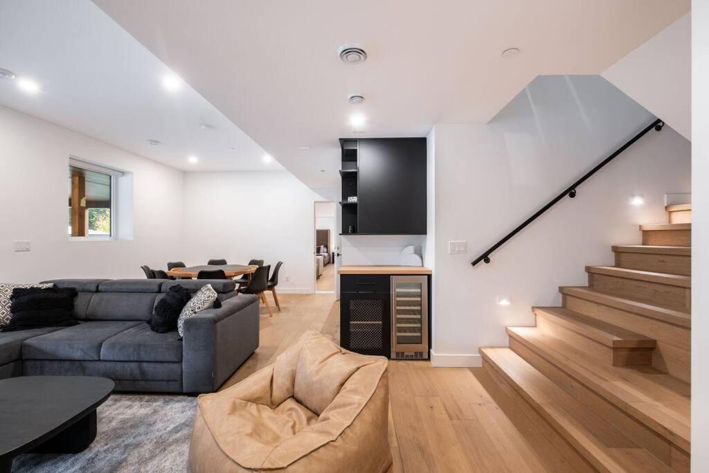 Wedge Chalet by Outpost Whistler