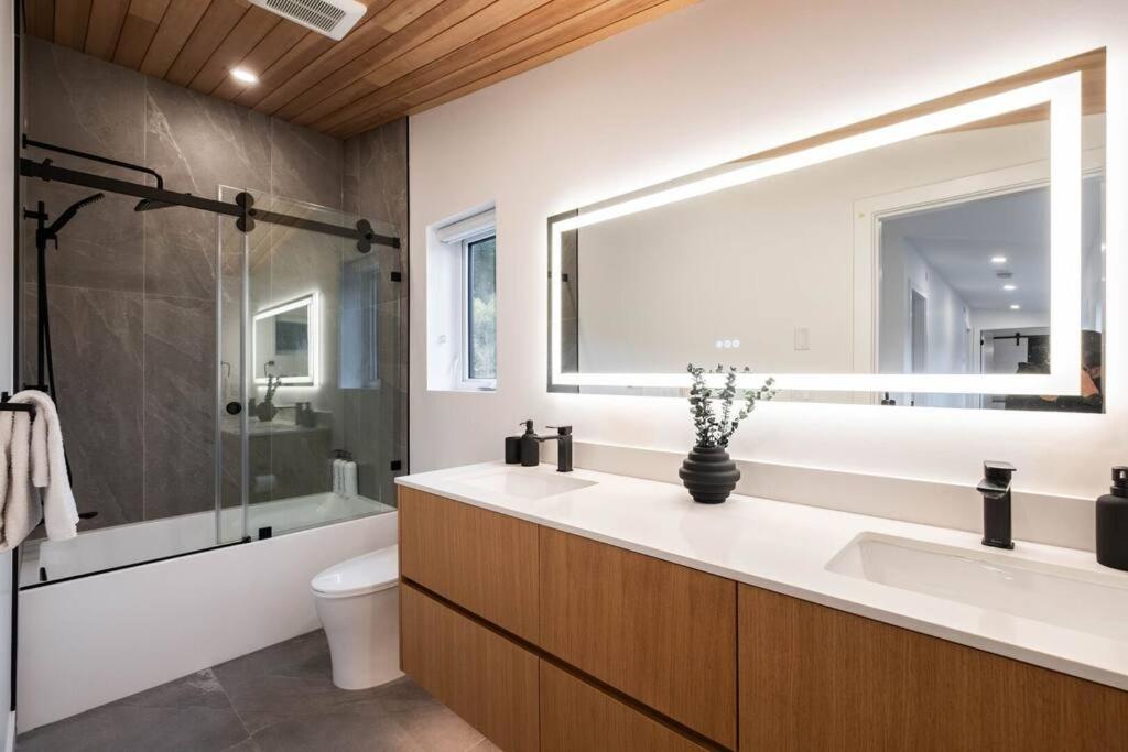 Wedge Chalet by Outpost Whistler