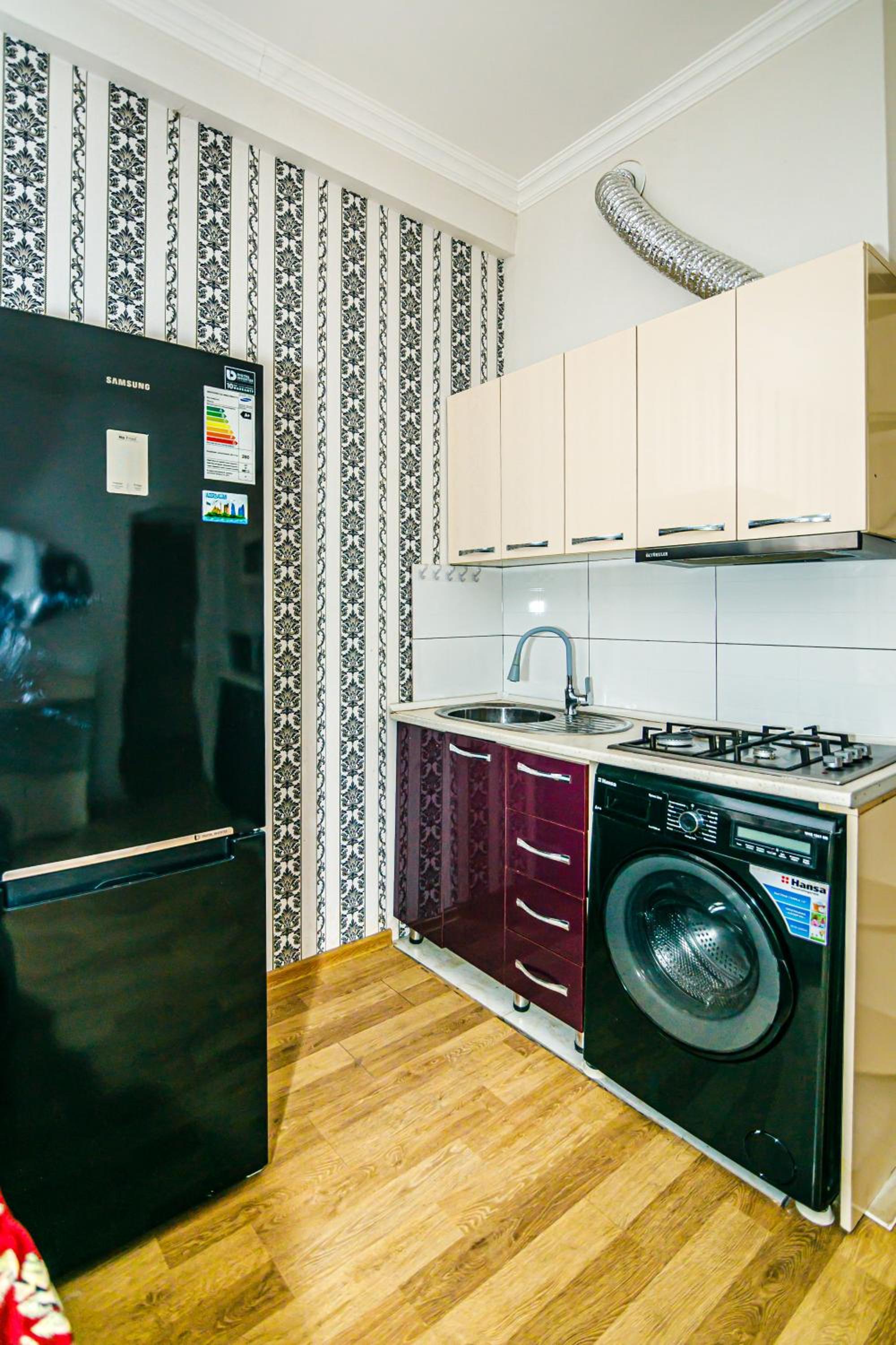Deluxe Apartment 13