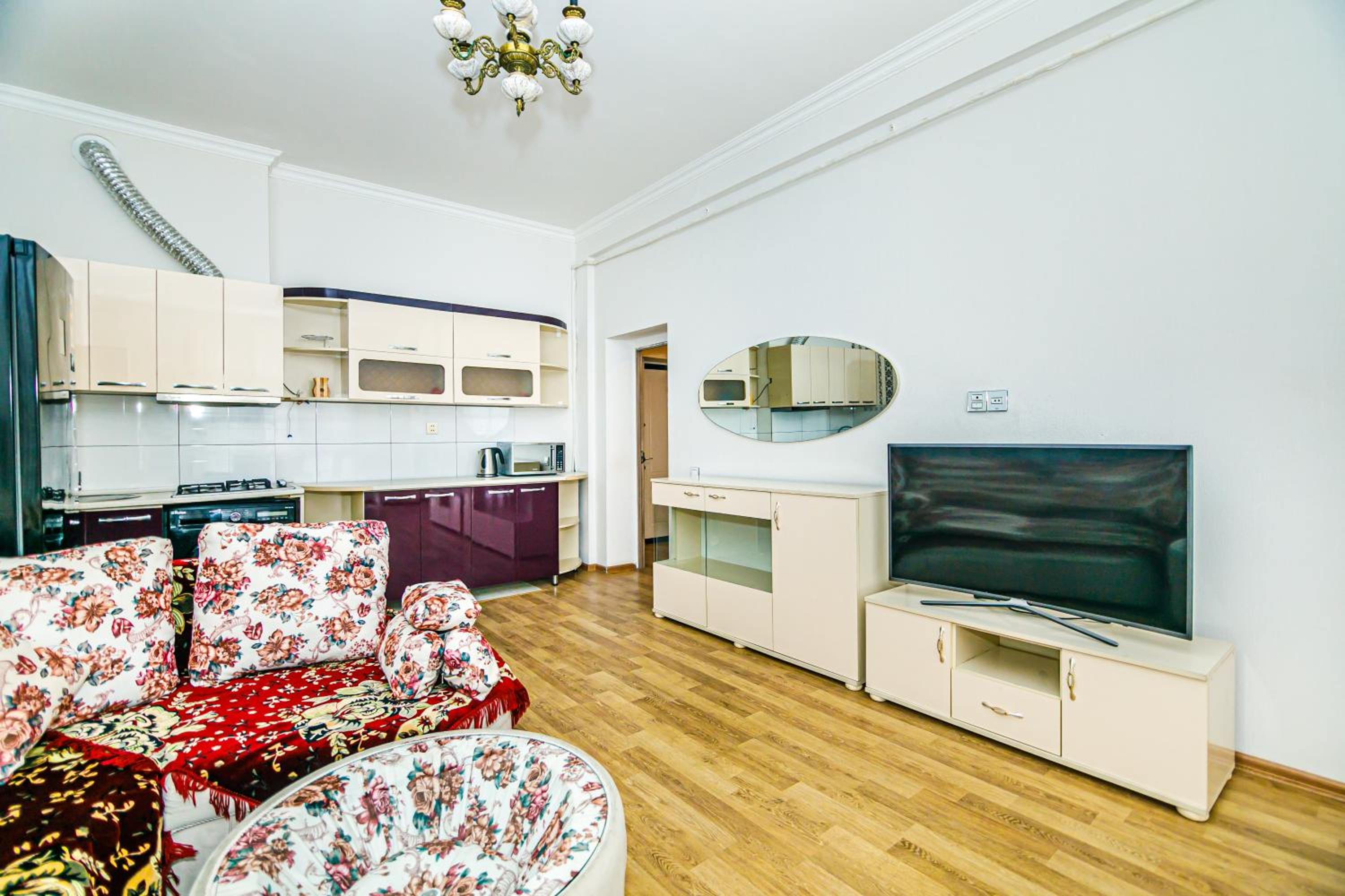 Deluxe Apartment 13