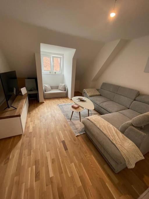 Convenient Apartment nähe Stadthalle
