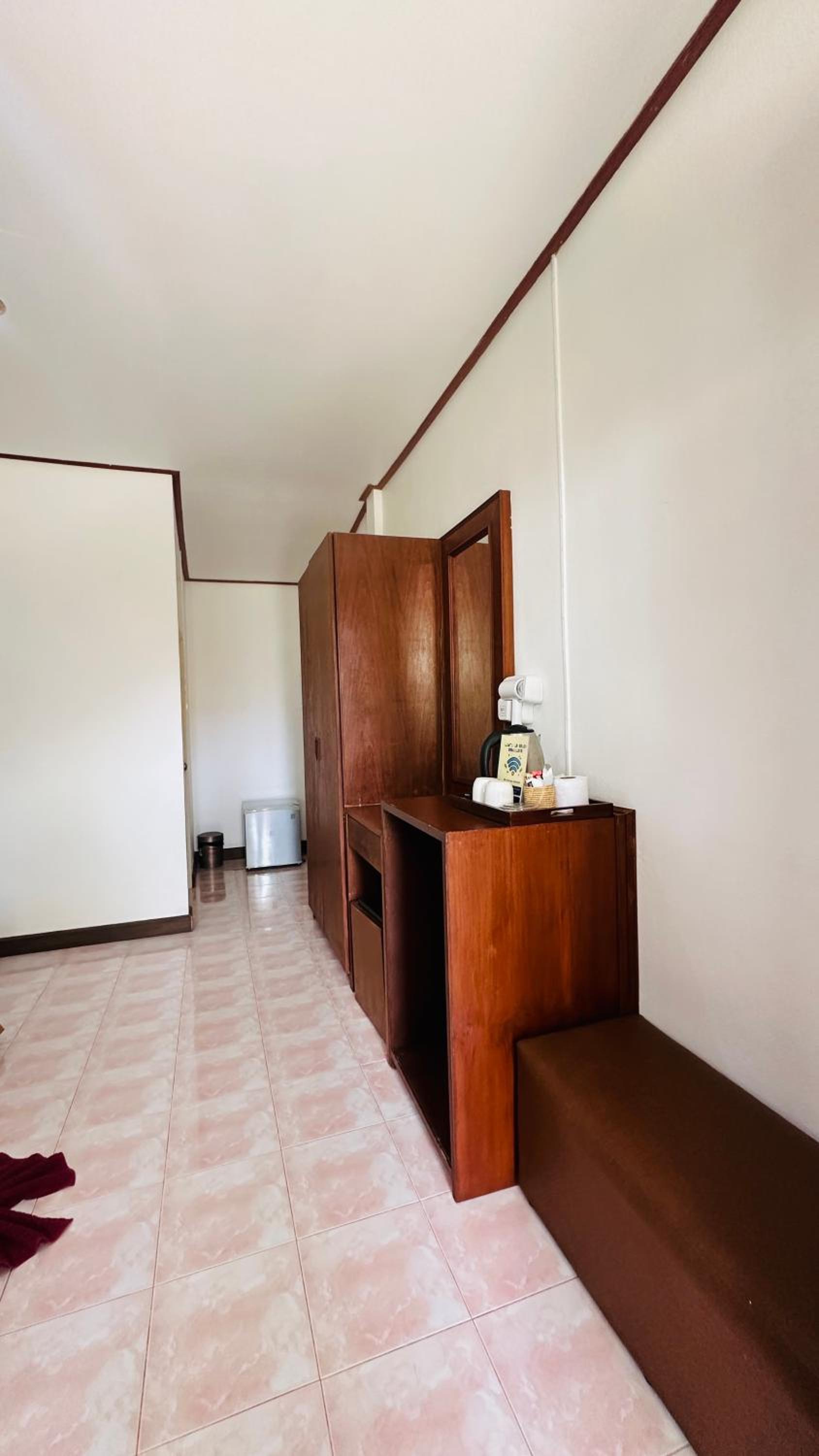Lanta L.D. Beach Bungalow