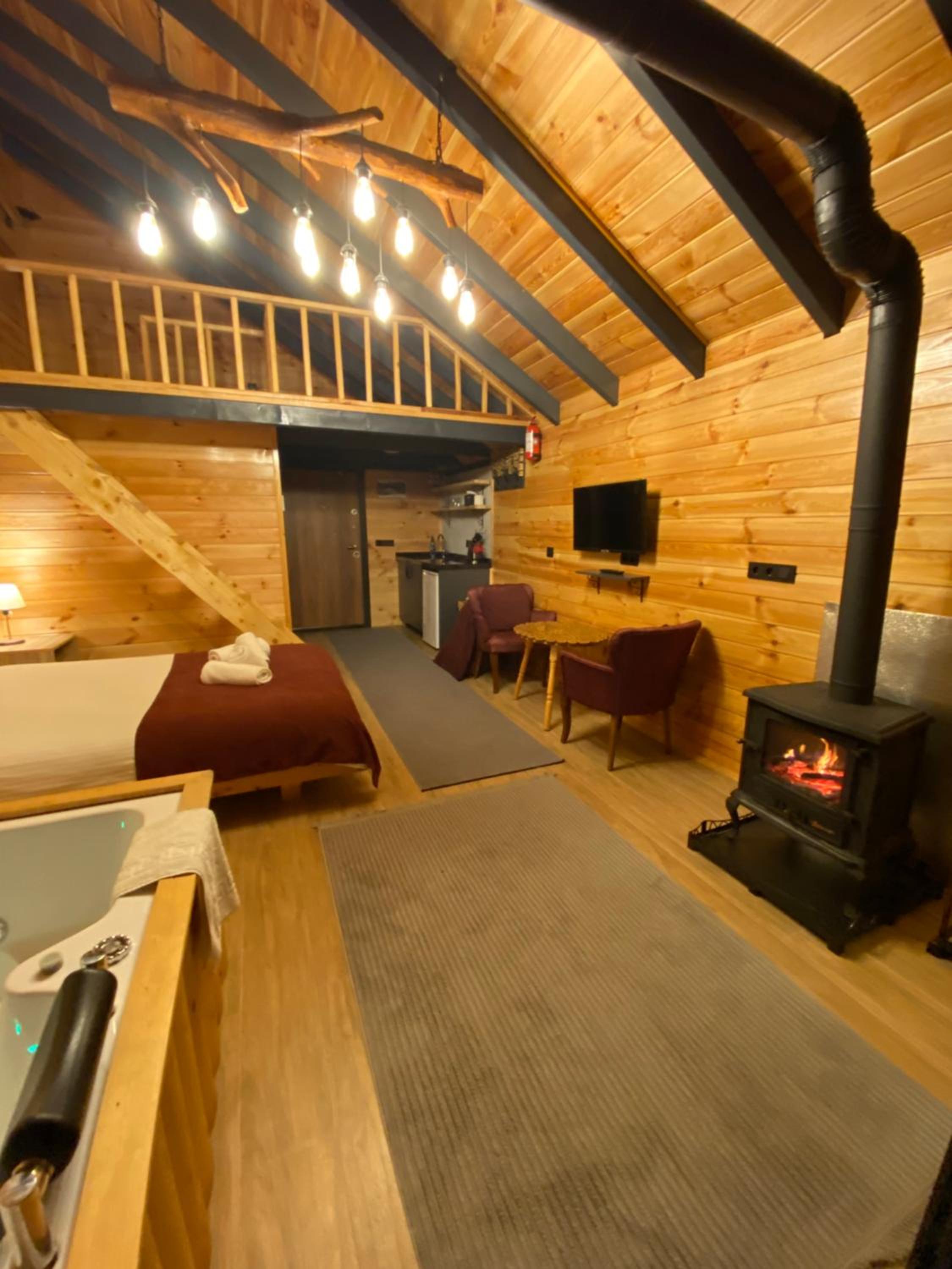 Suport Suit Bungalov