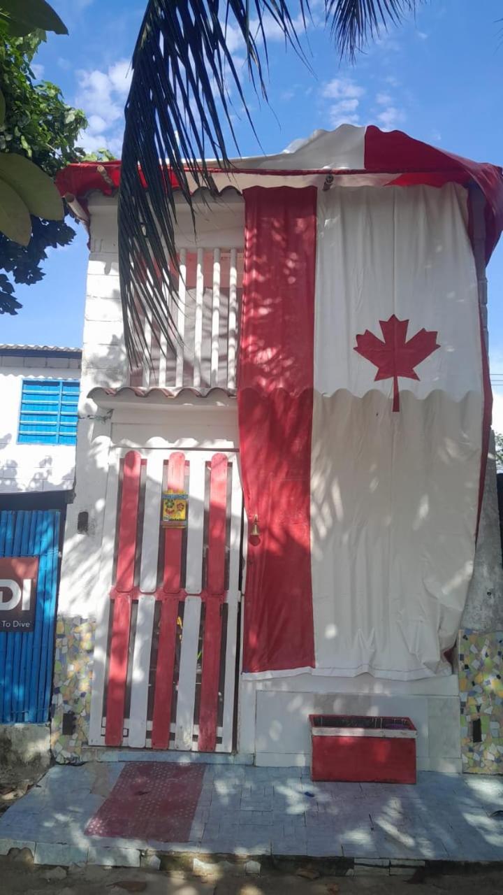Canadian House Playa y Mar