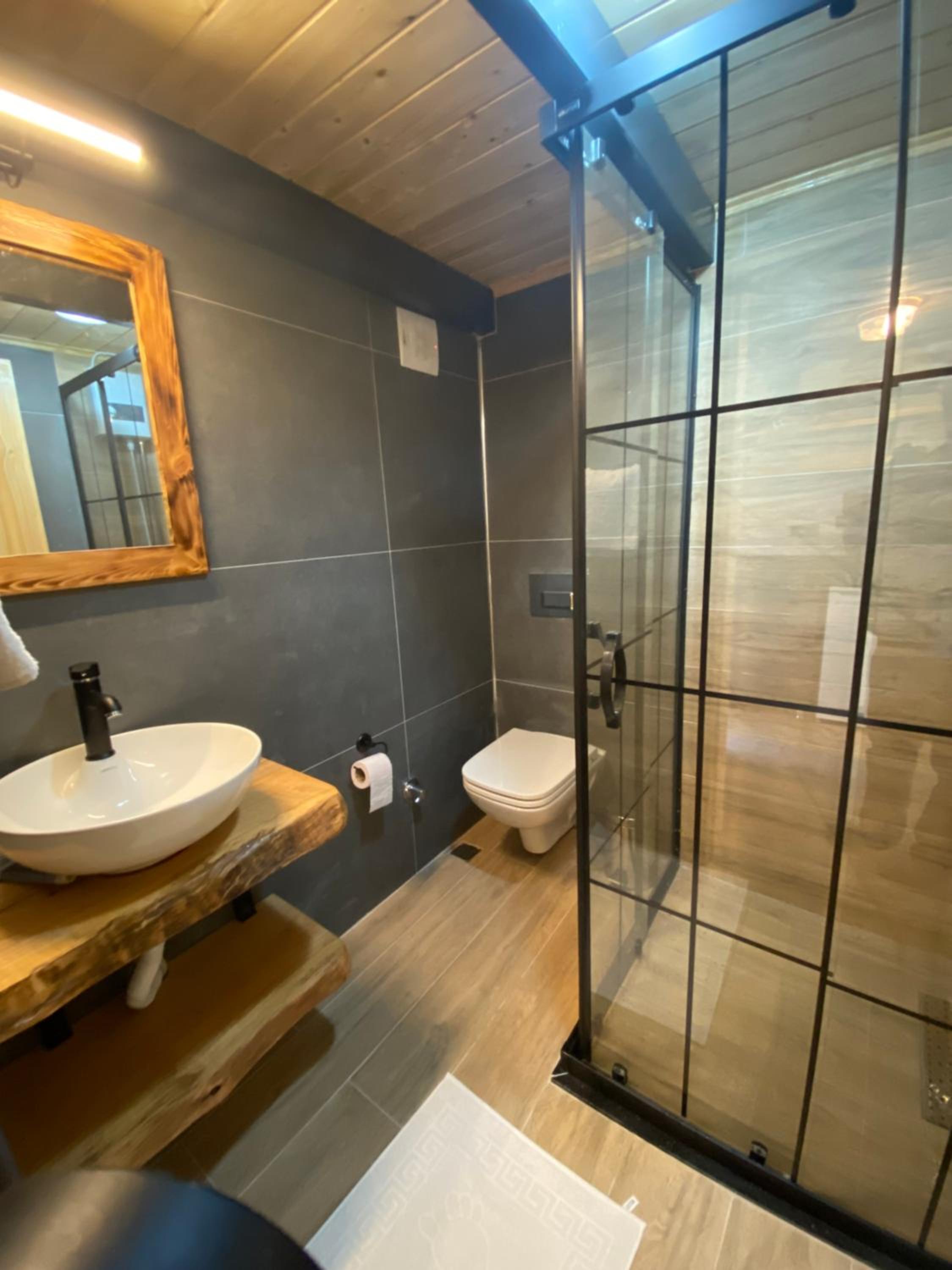Suport Suit Bungalov