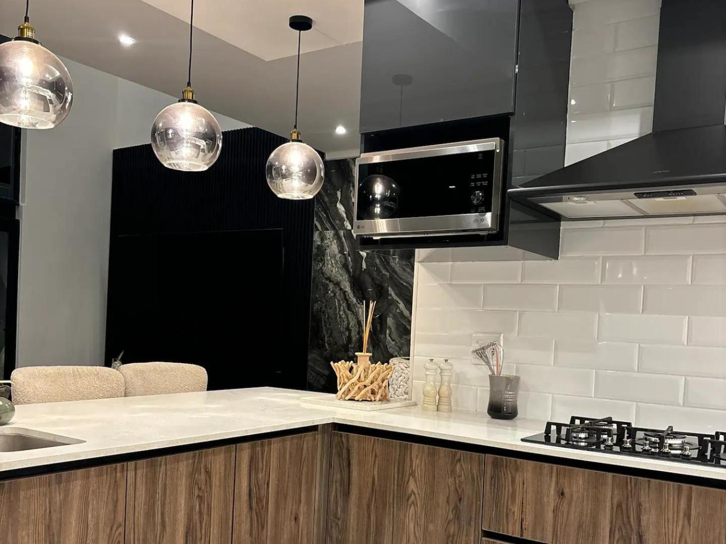 Luxurious 4-Bedroom Retreat in Bryanston, Sandton