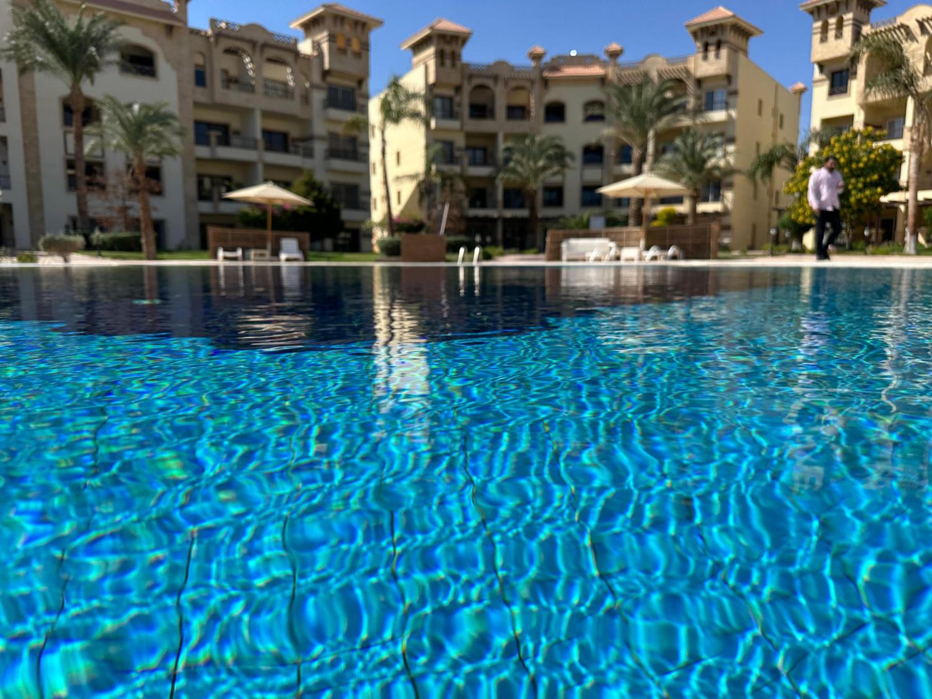 Al Saraya Sahl Hasheesh by Peaks