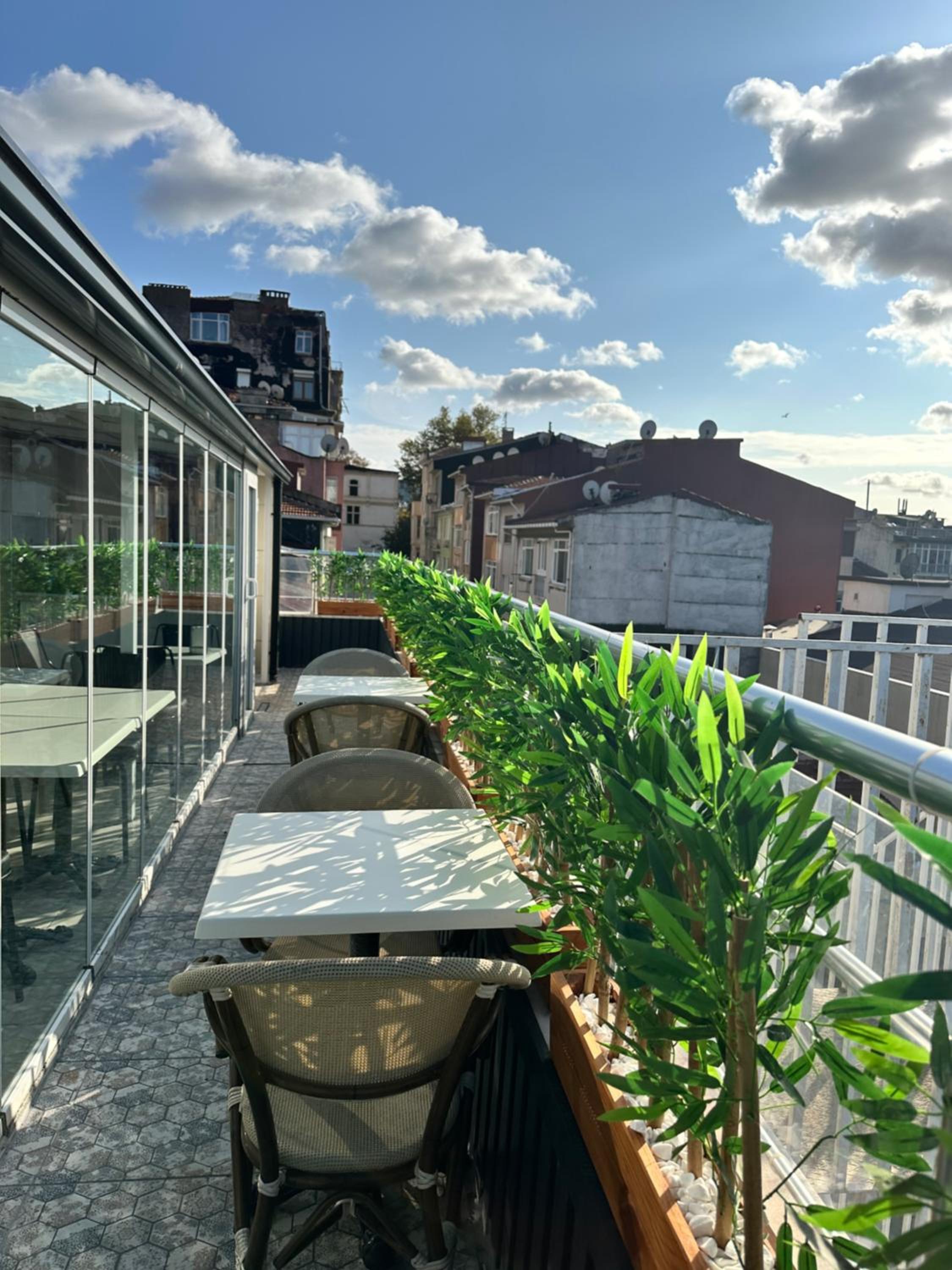Bade Otel - Image 13