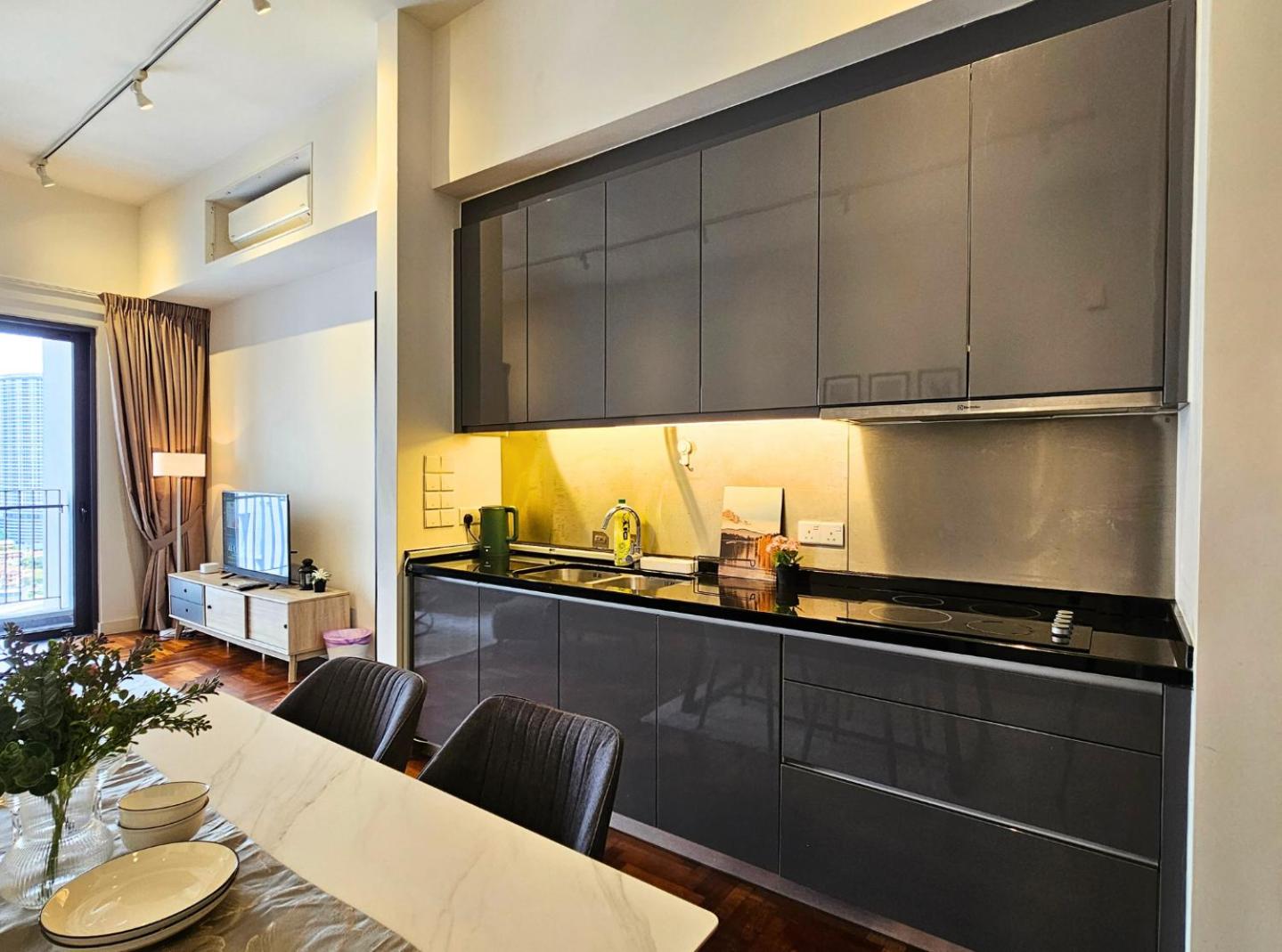 The Mews KL City Homestay with Bathtub 700m to KLCC by Cloud Host