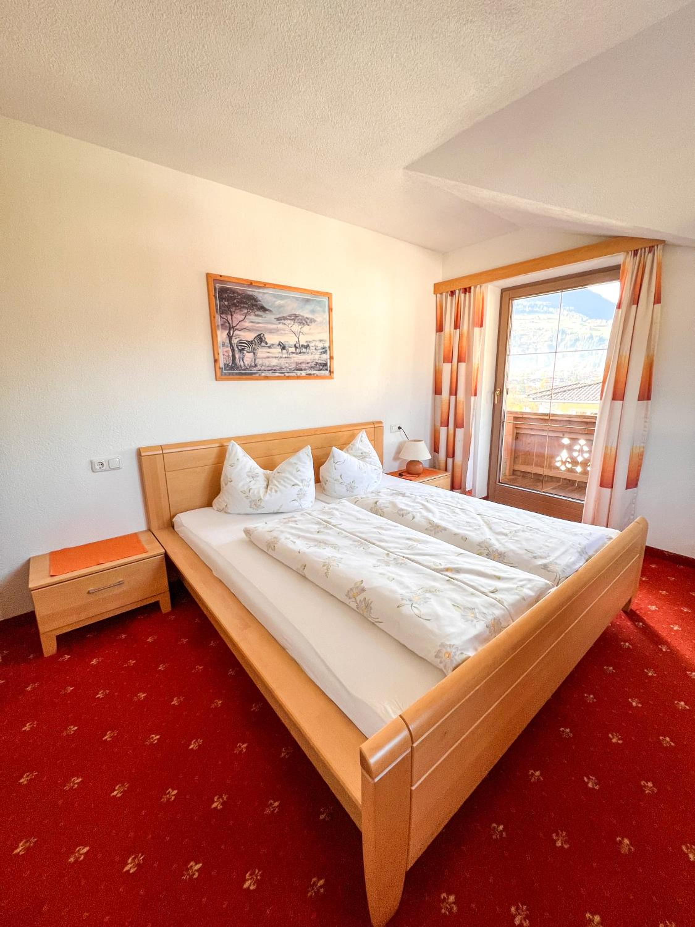 Ferienwohnung Haas 2 im Zillertal - Alpenpanorama, Wohlfühlkomfort & E-Ladestation