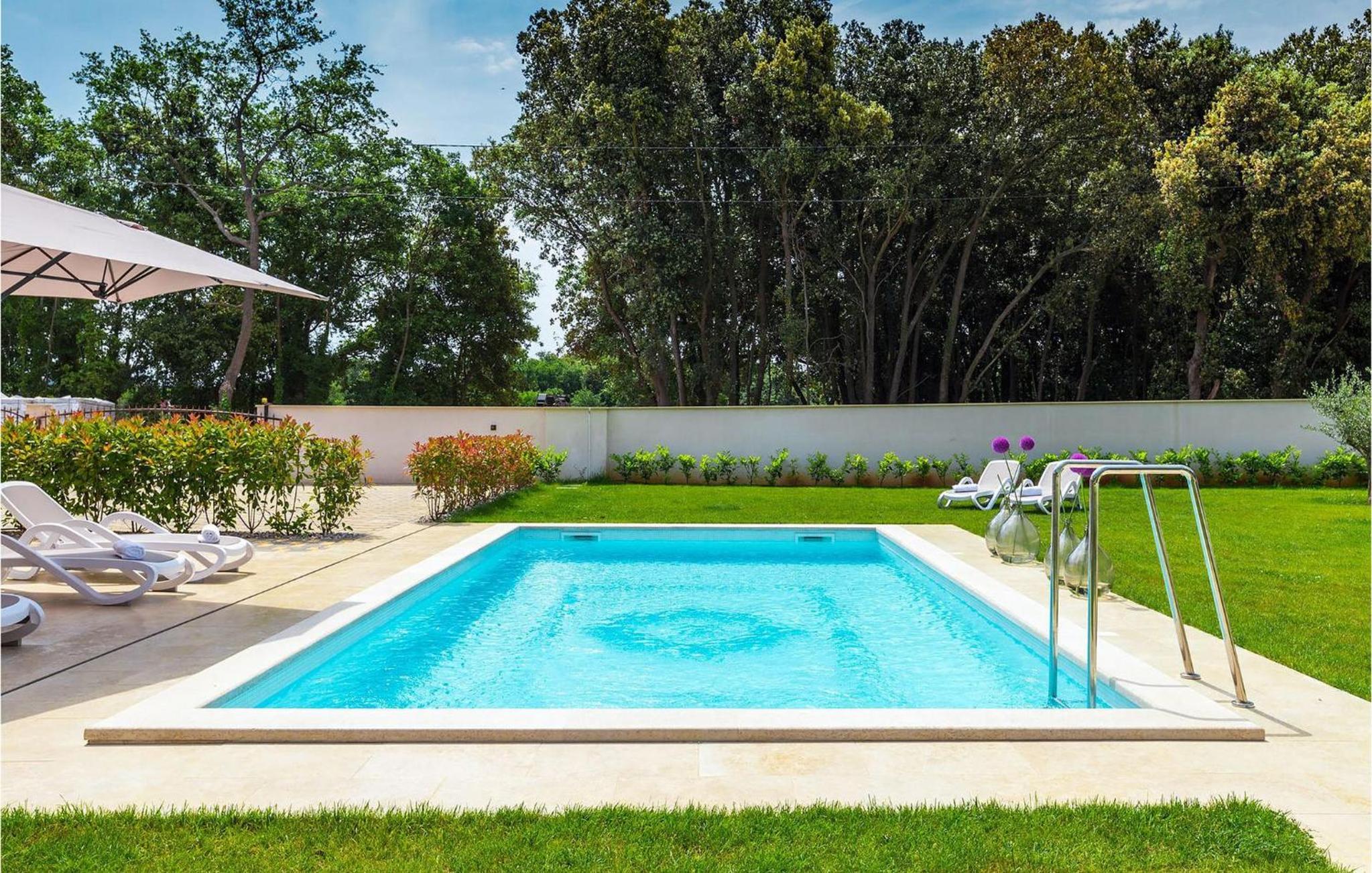 Villa Lola