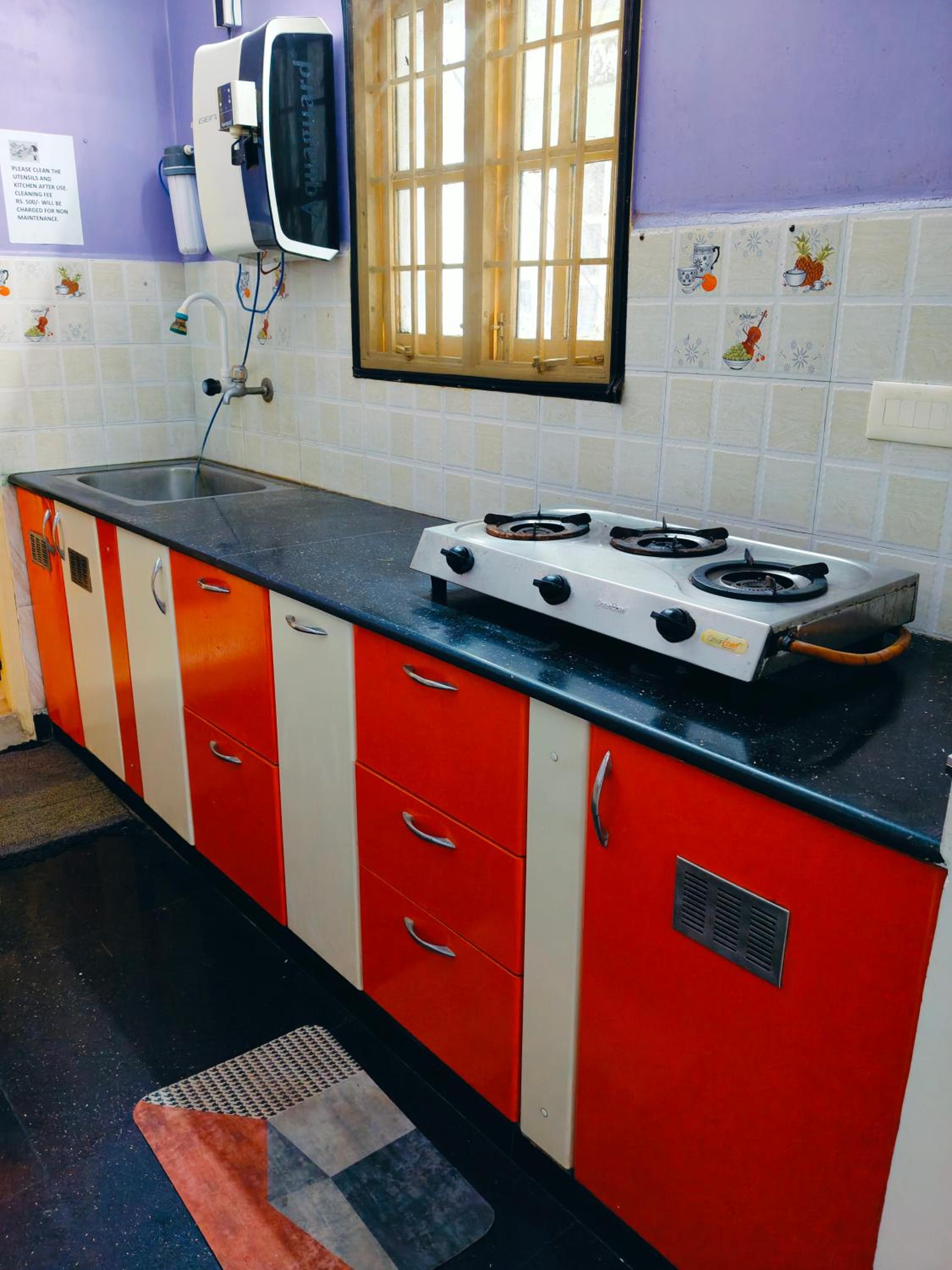 Cosy Homestay Behind Airport, close to DLF & RMZ IT park, MIOT and SRM Hospitals, Trade Center