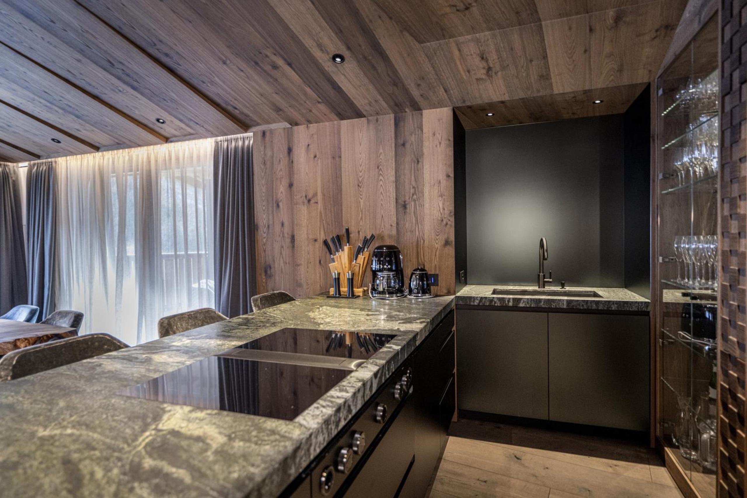 Chalet Urela Luxury Apartment
