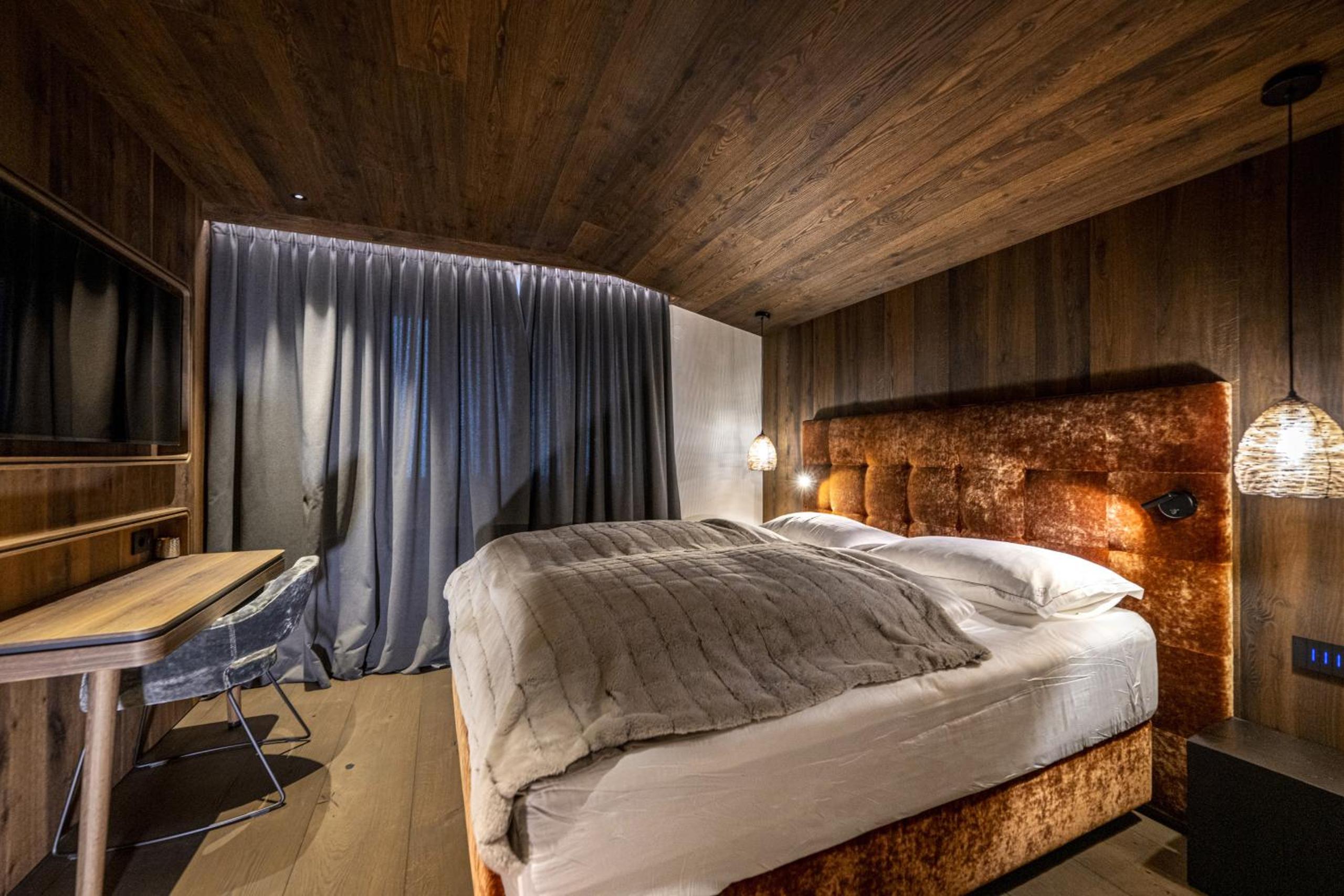 Chalet Urela Luxury Apartment