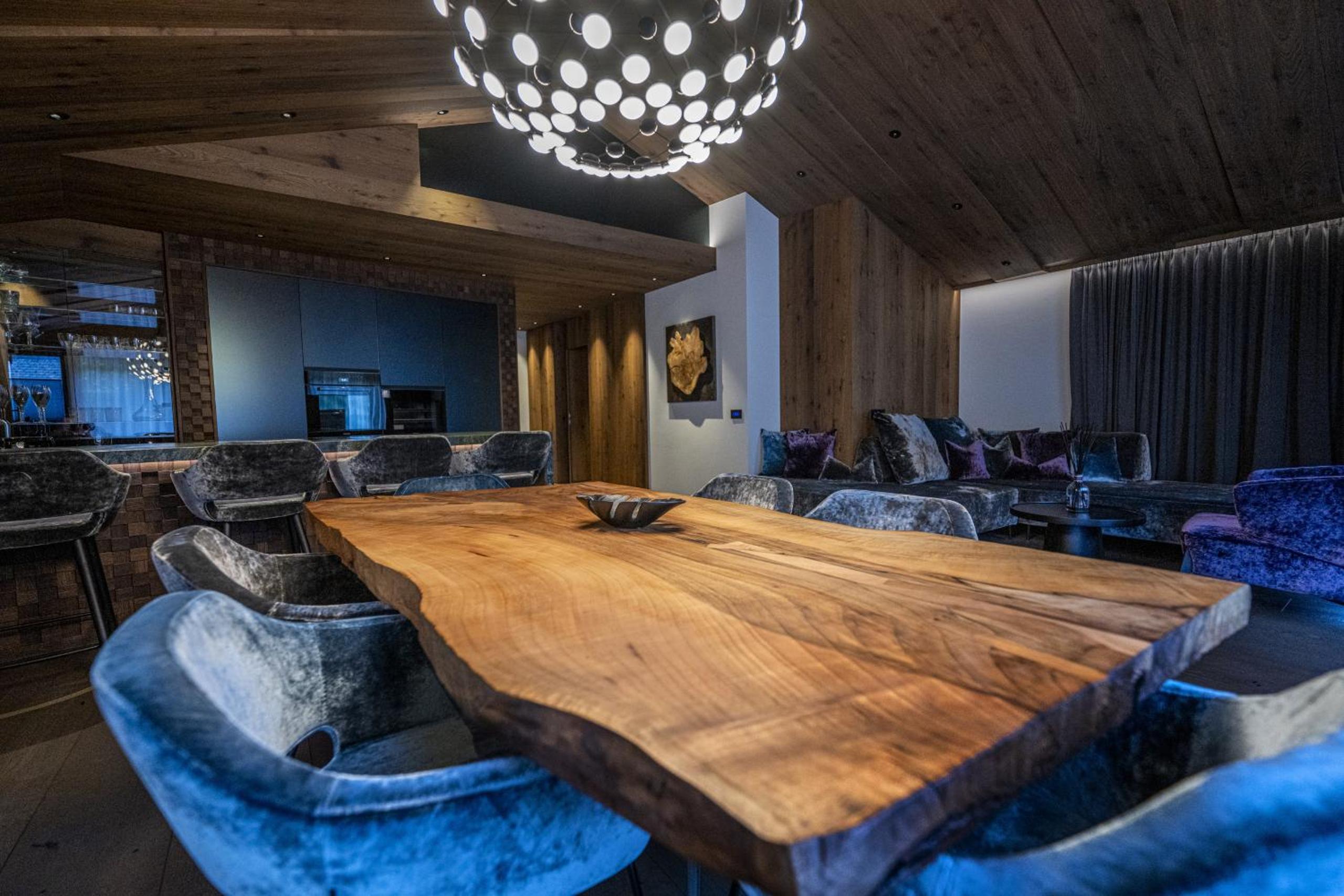 Chalet Urela Luxury Apartment