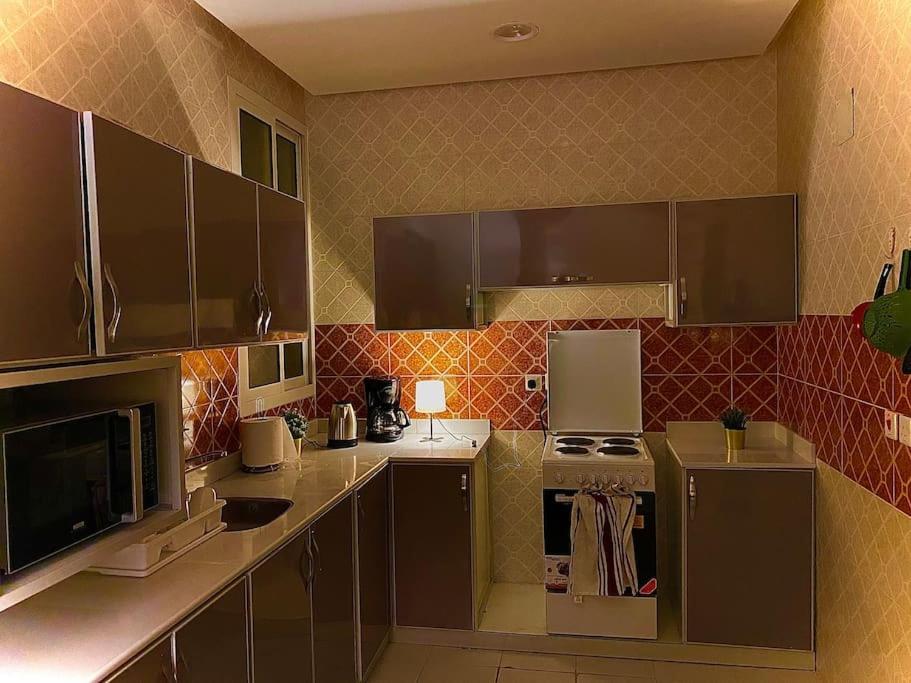 Jasmine 3, self-checkin,2 bedroom and living room