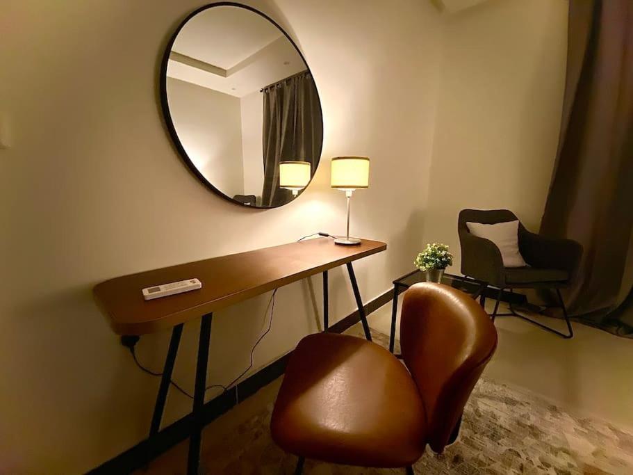 Jasmine 3, self-checkin,2 bedroom and living room