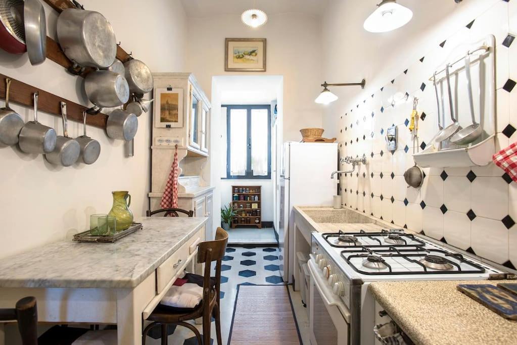 Colosseo The Family Home in Monti