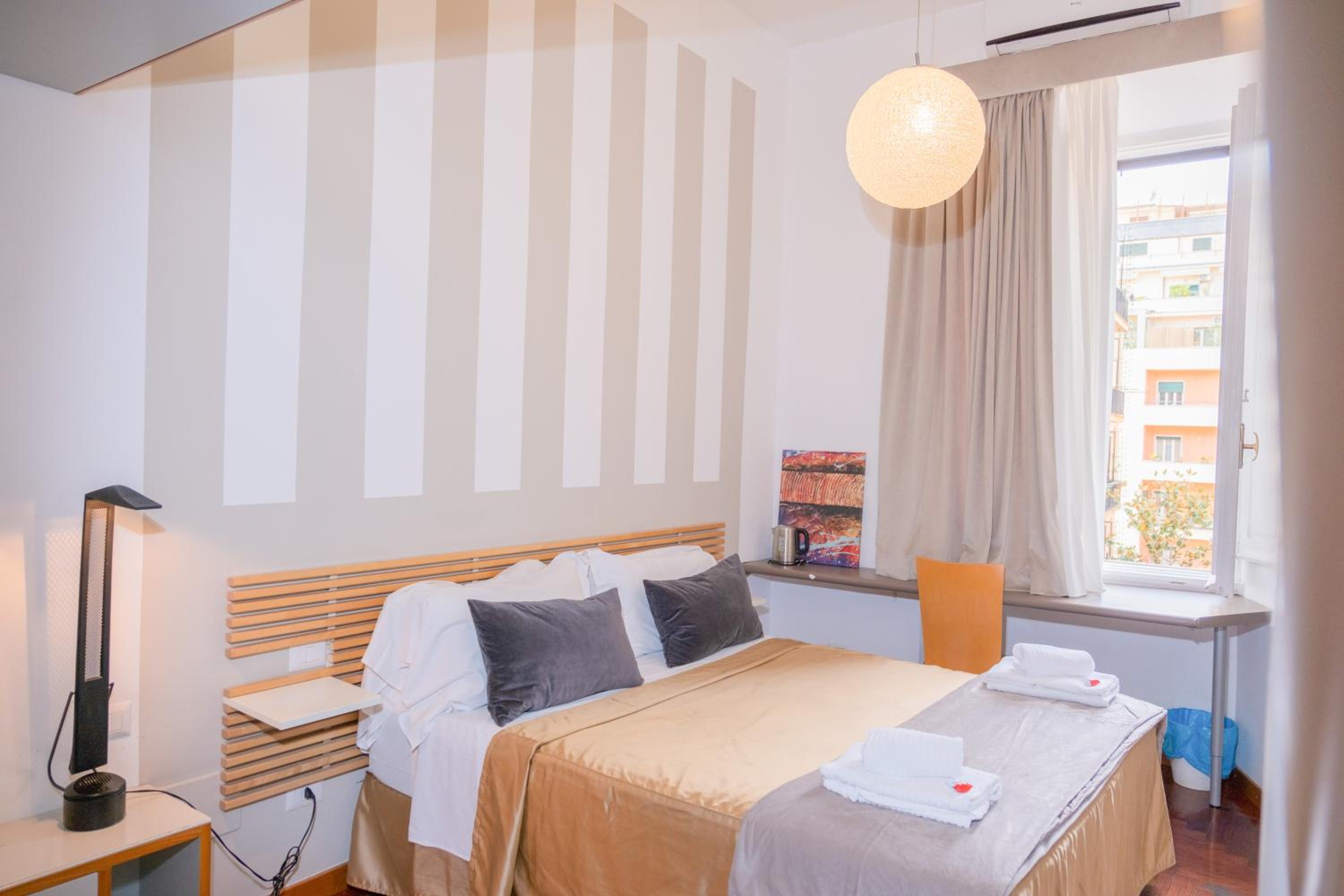 Easybnb - Dea Roma