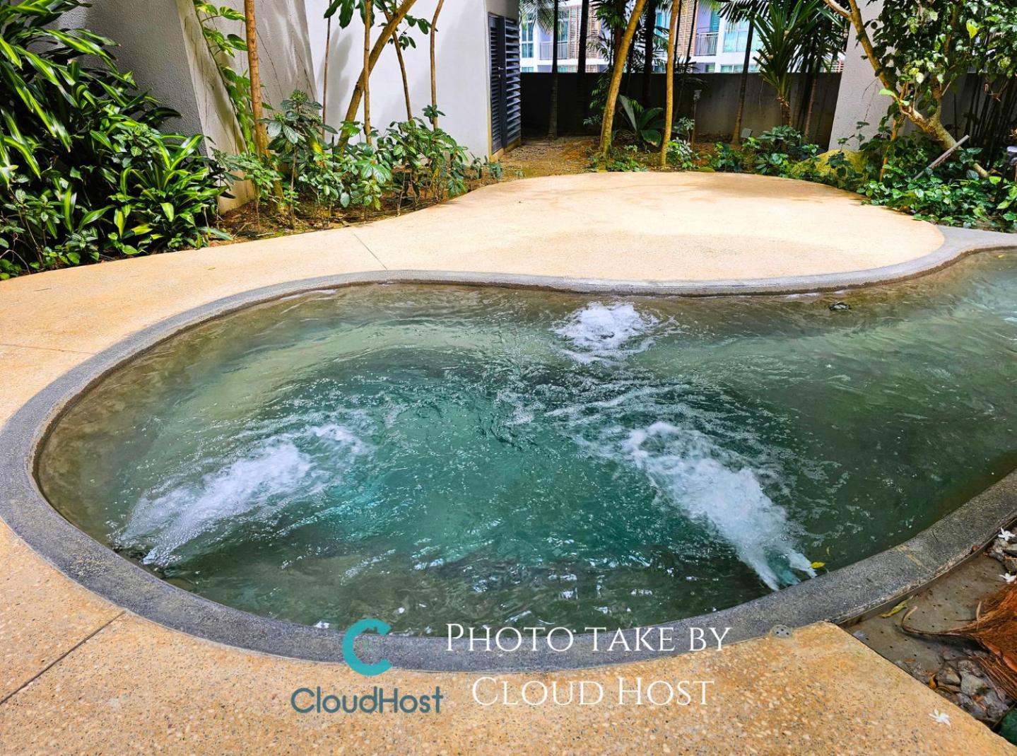The Mews KL City Homestay with Bathtub 700m to KLCC by Cloud Host
