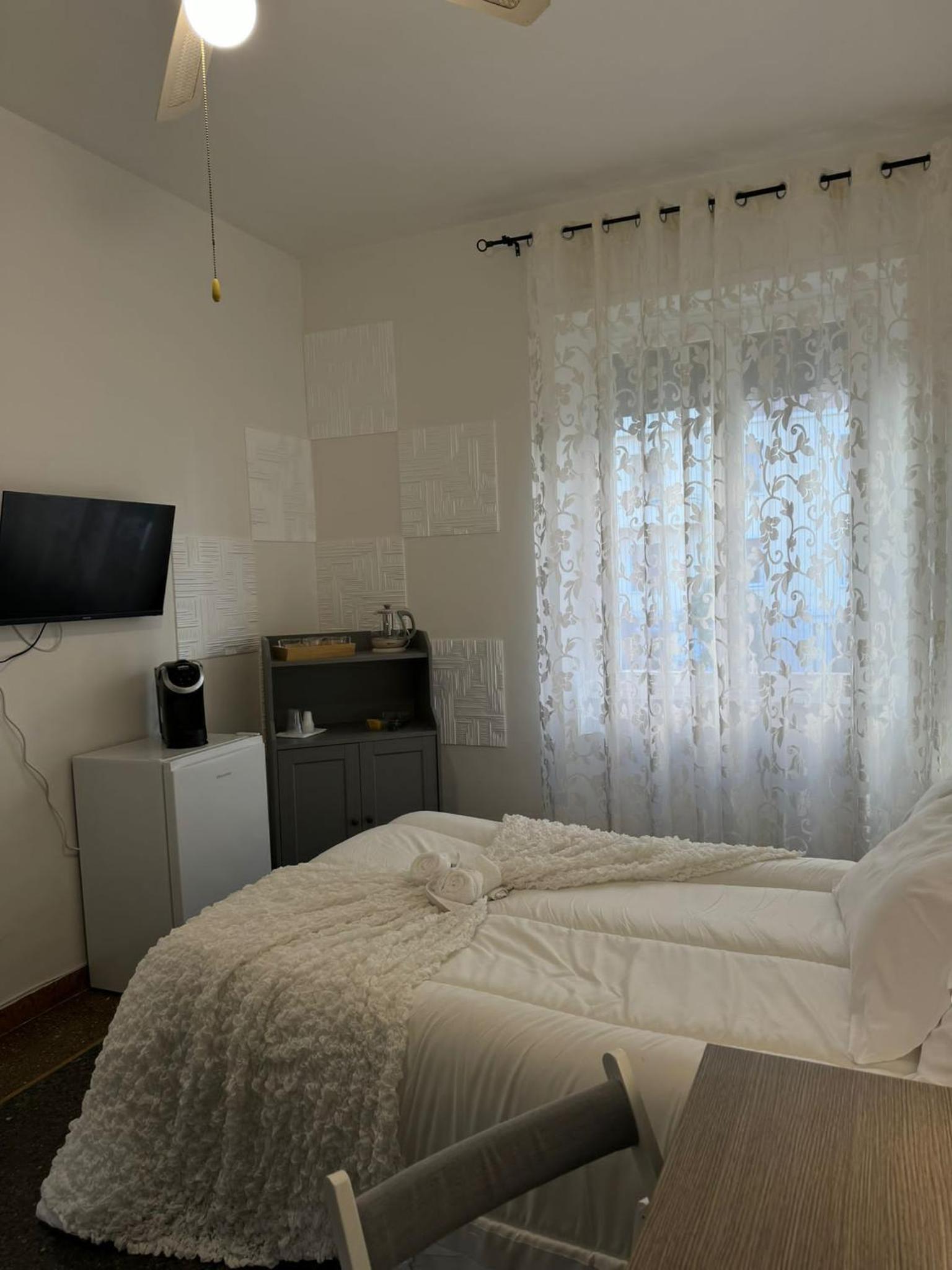 Glint House Prestige