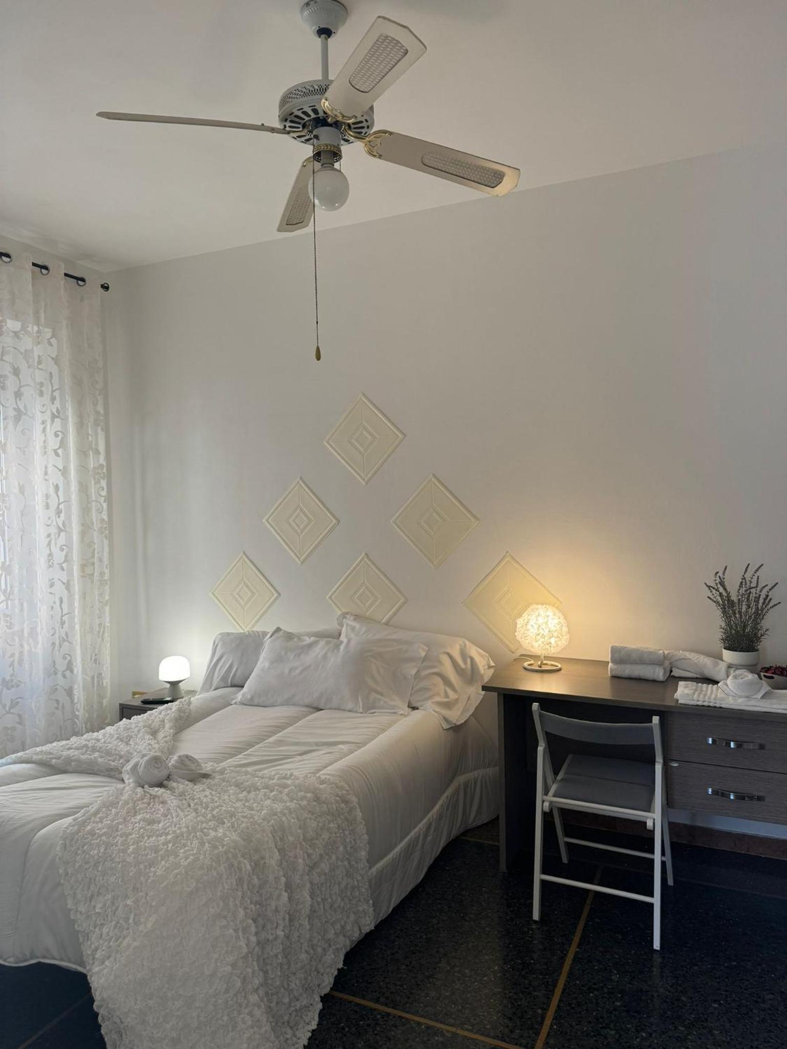 Glint House Prestige
