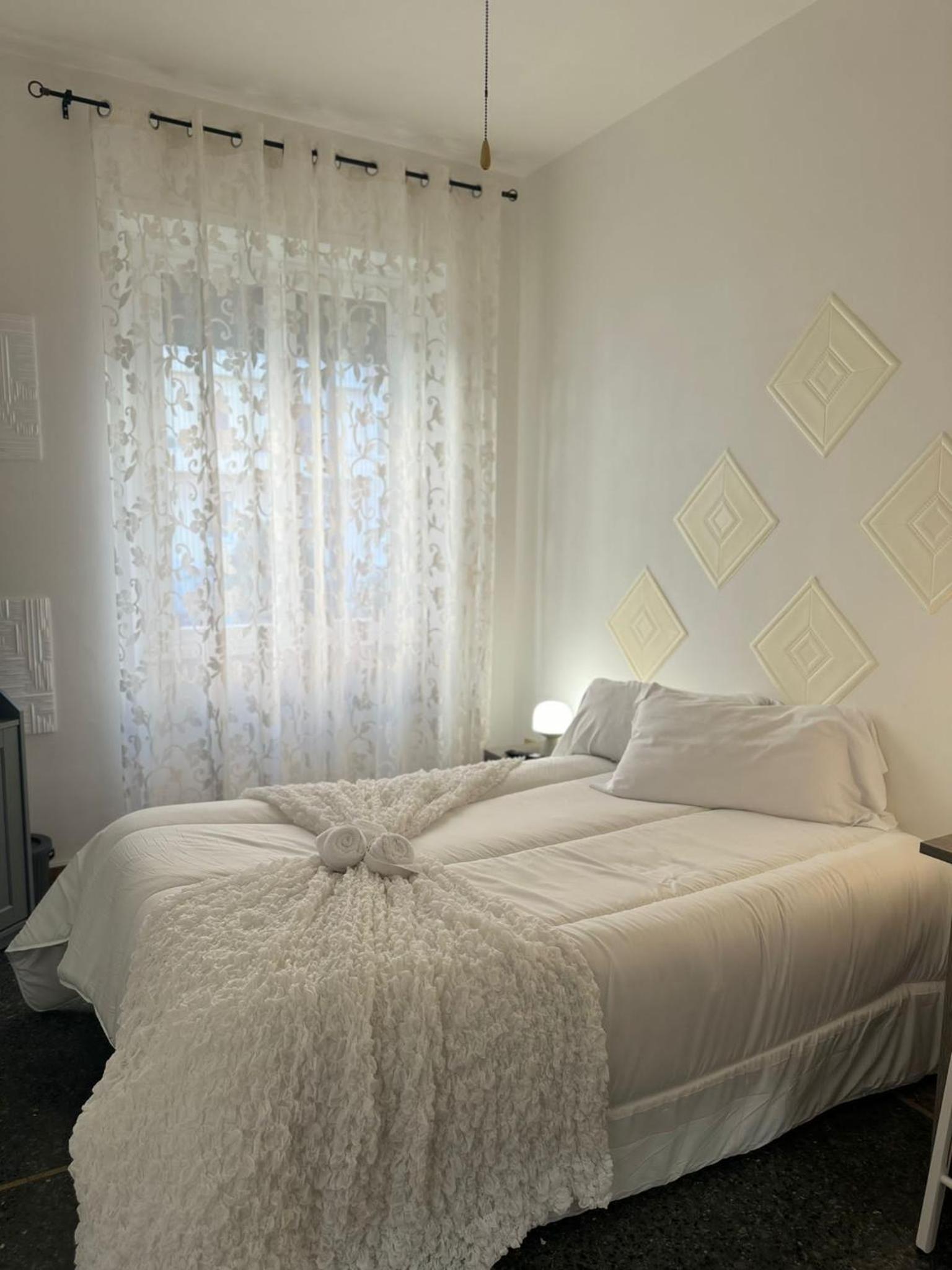 Glint House Prestige