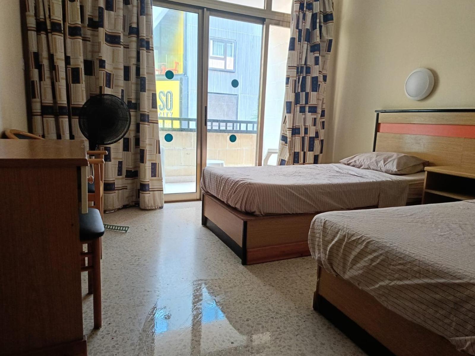 Holiday rooms — St Julian's
