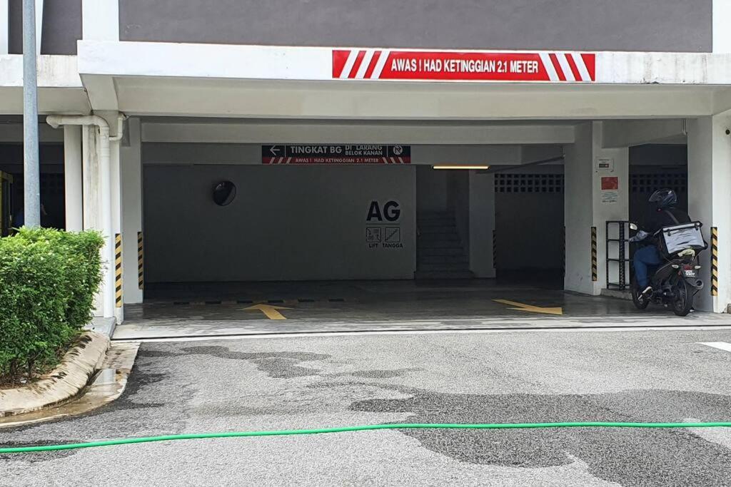 2BR3B Cozy near Sri Petaling Bukit Jalil Stadium